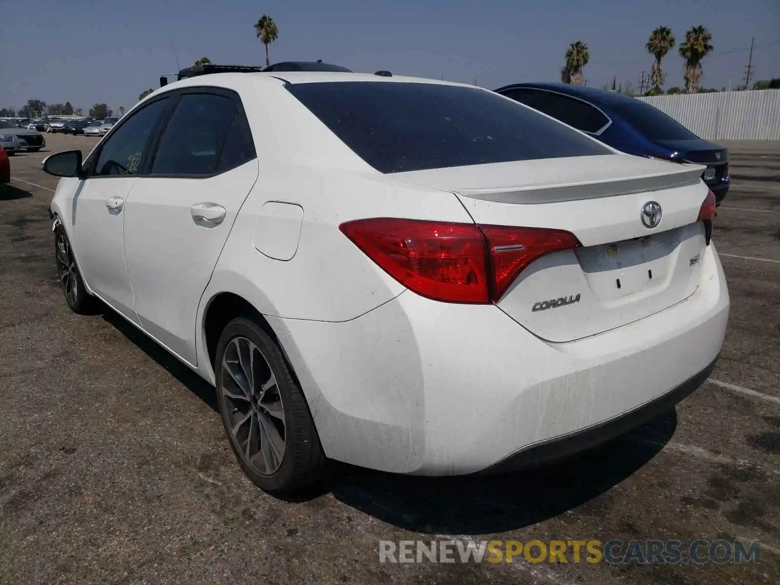 3 Photograph of a damaged car 5YFBURHE2KP948880 TOYOTA COROLLA 2019