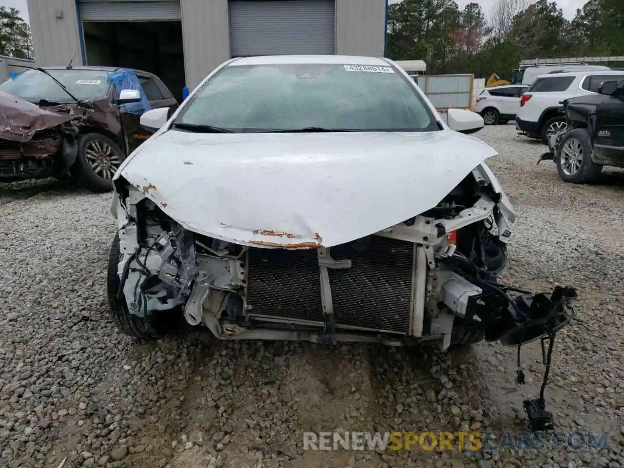 5 Photograph of a damaged car 5YFBURHE2KP949141 TOYOTA COROLLA 2019