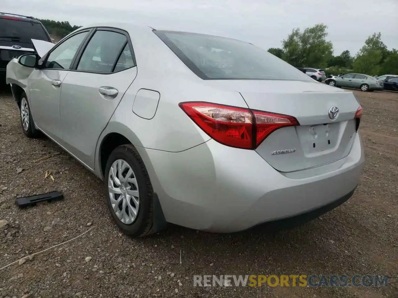 3 Photograph of a damaged car 5YFBURHE2KP949365 TOYOTA COROLLA 2019