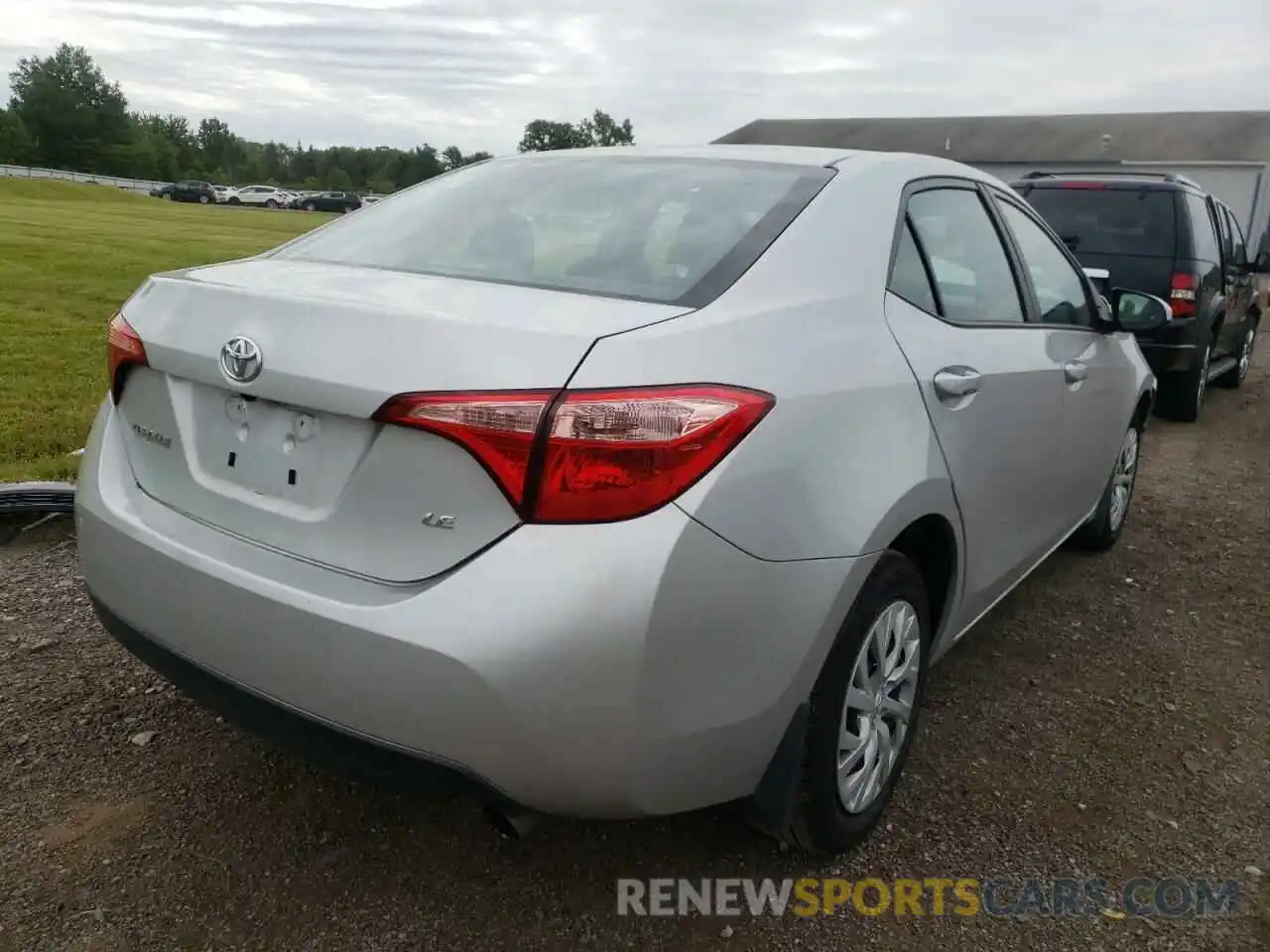 4 Photograph of a damaged car 5YFBURHE2KP949365 TOYOTA COROLLA 2019