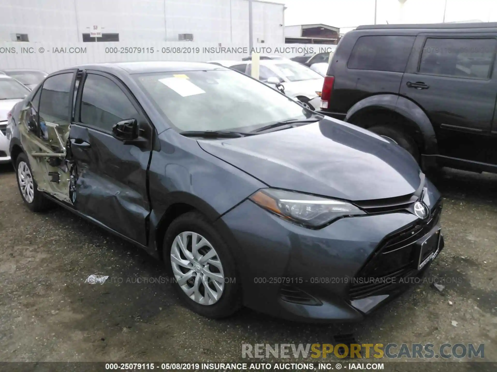 1 Photograph of a damaged car 5YFBURHE2KP949933 TOYOTA COROLLA 2019