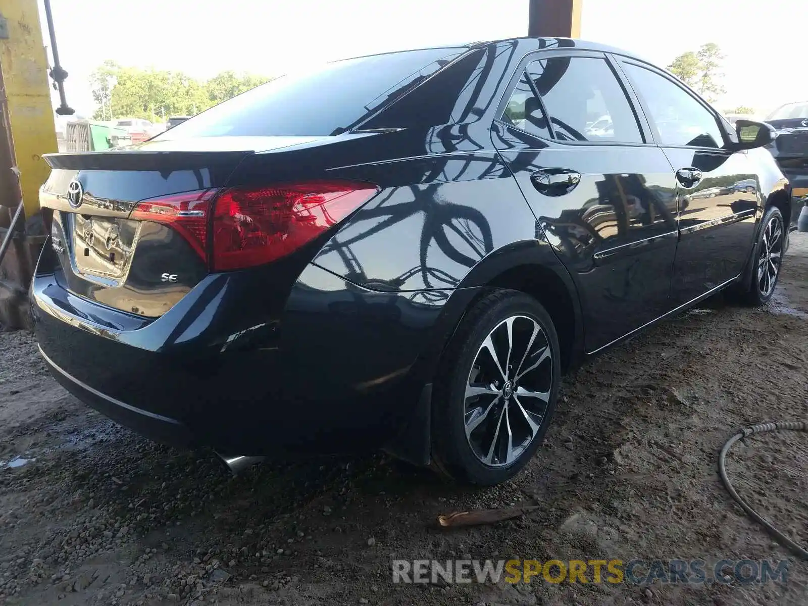 4 Photograph of a damaged car 5YFBURHE3KP856483 TOYOTA COROLLA 2019