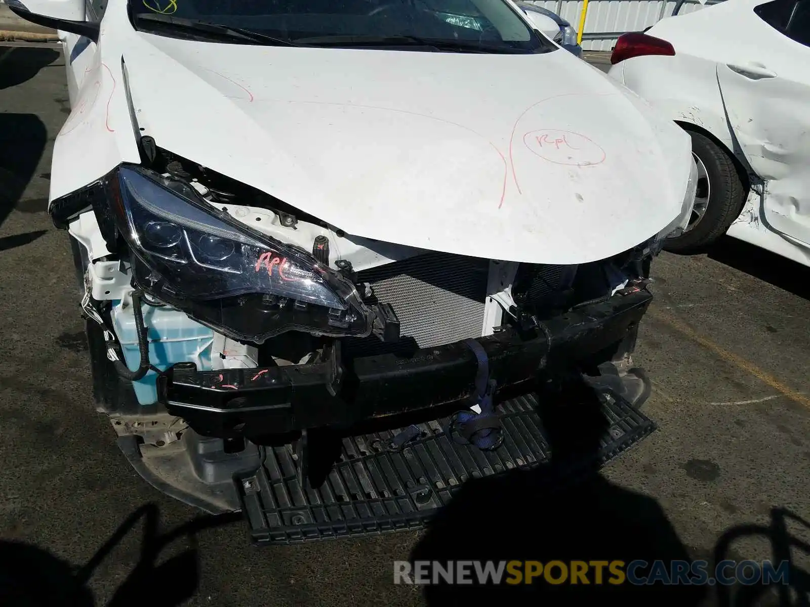 9 Photograph of a damaged car 5YFBURHE3KP860310 TOYOTA COROLLA 2019