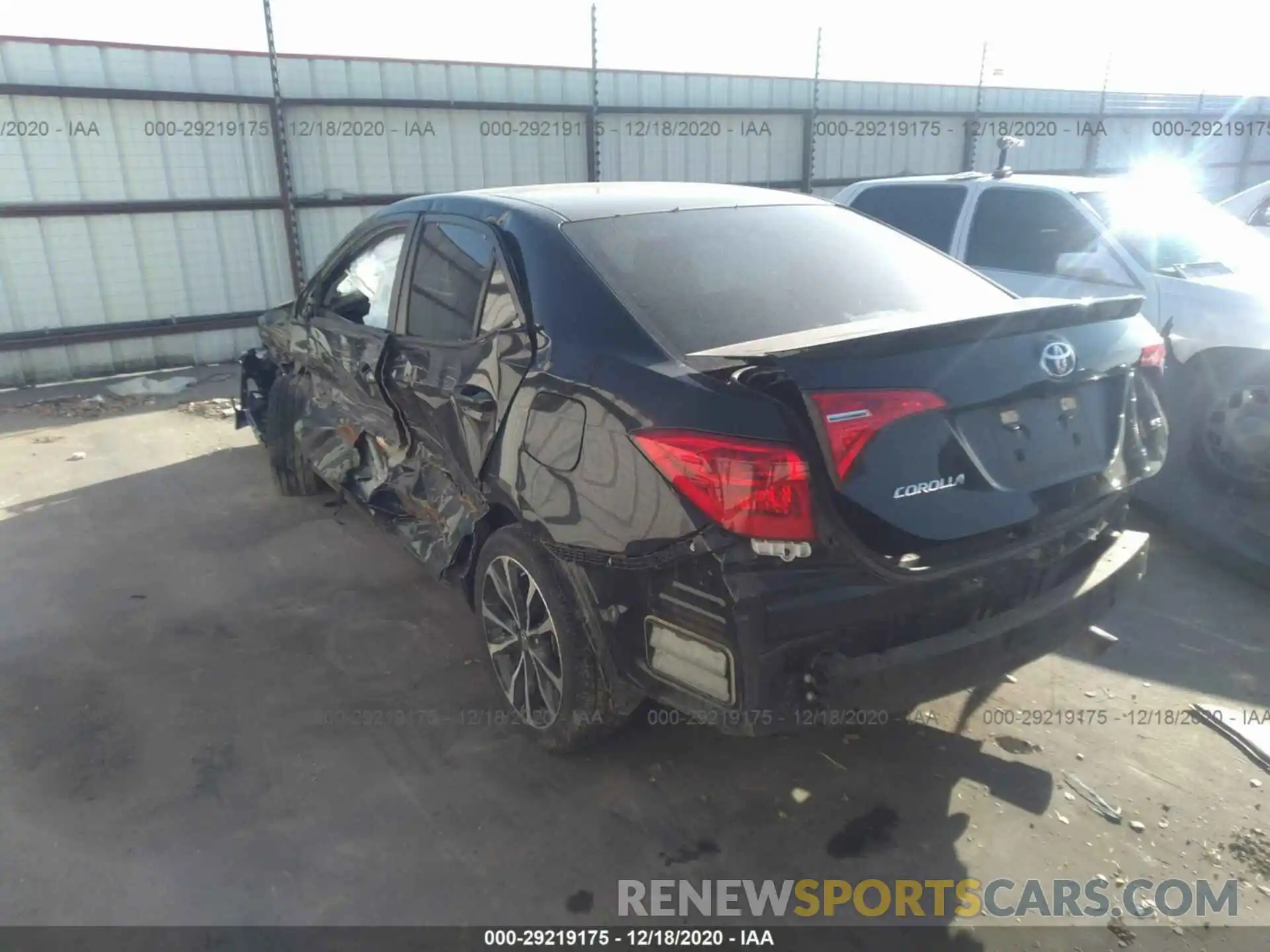 3 Photograph of a damaged car 5YFBURHE3KP860548 TOYOTA COROLLA 2019