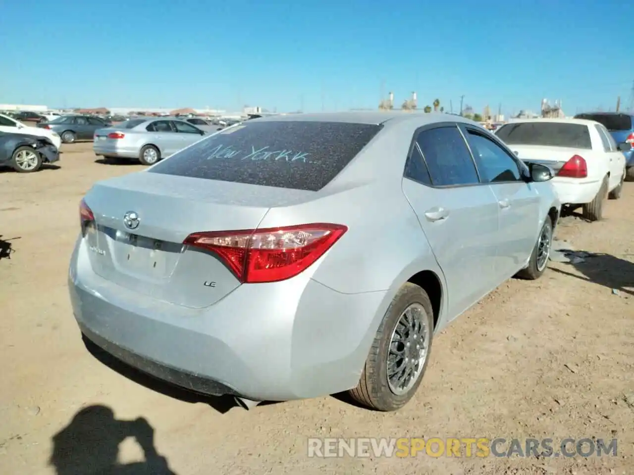 4 Photograph of a damaged car 5YFBURHE3KP860775 TOYOTA COROLLA 2019