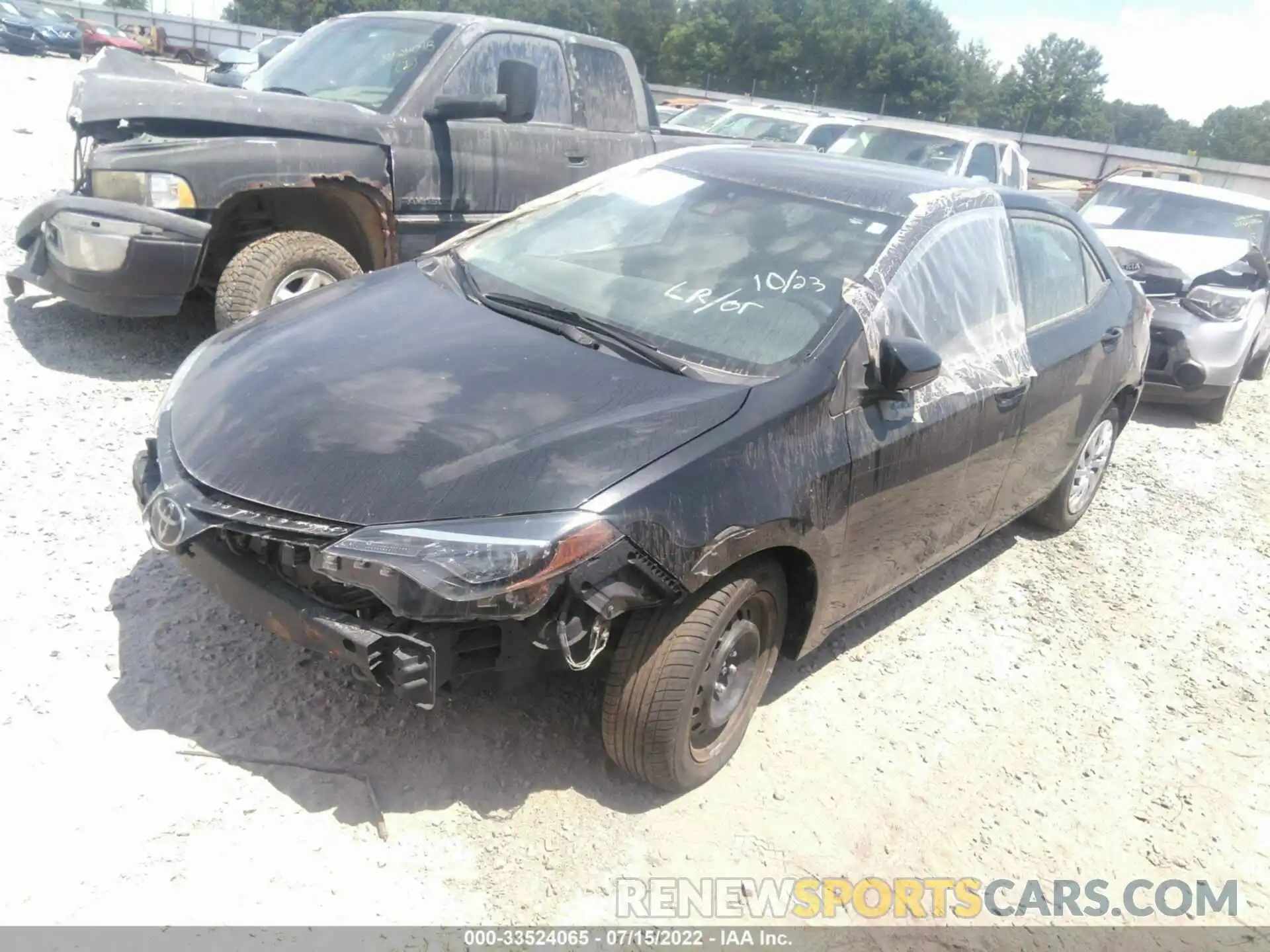 2 Photograph of a damaged car 5YFBURHE3KP862140 TOYOTA COROLLA 2019