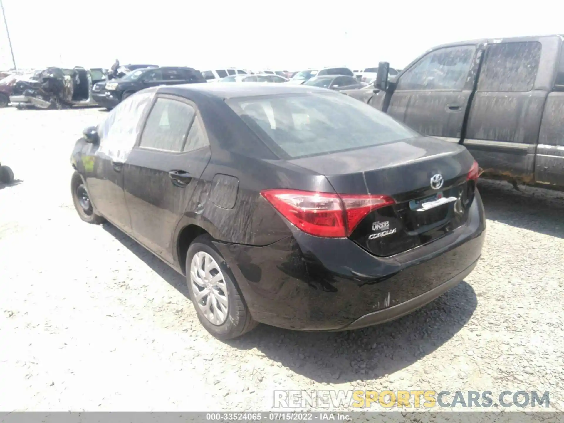 3 Photograph of a damaged car 5YFBURHE3KP862140 TOYOTA COROLLA 2019