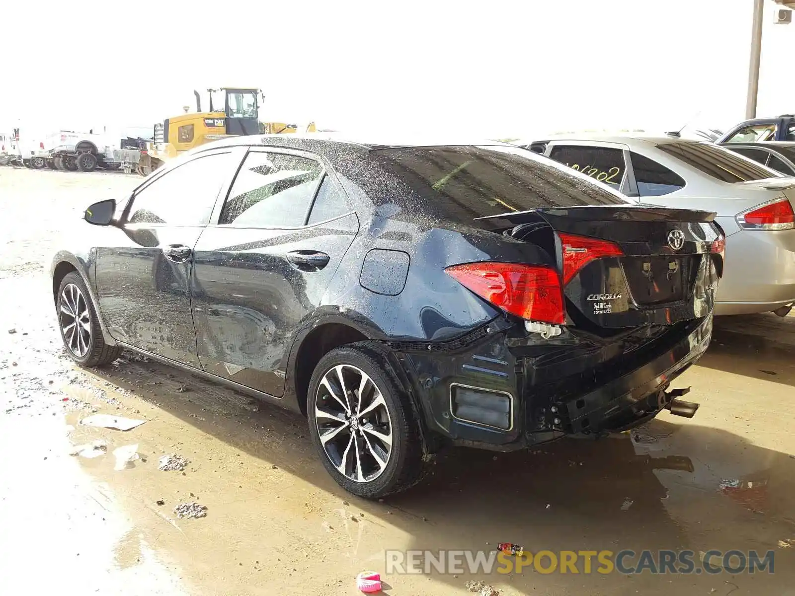 3 Photograph of a damaged car 5YFBURHE3KP863952 TOYOTA COROLLA 2019