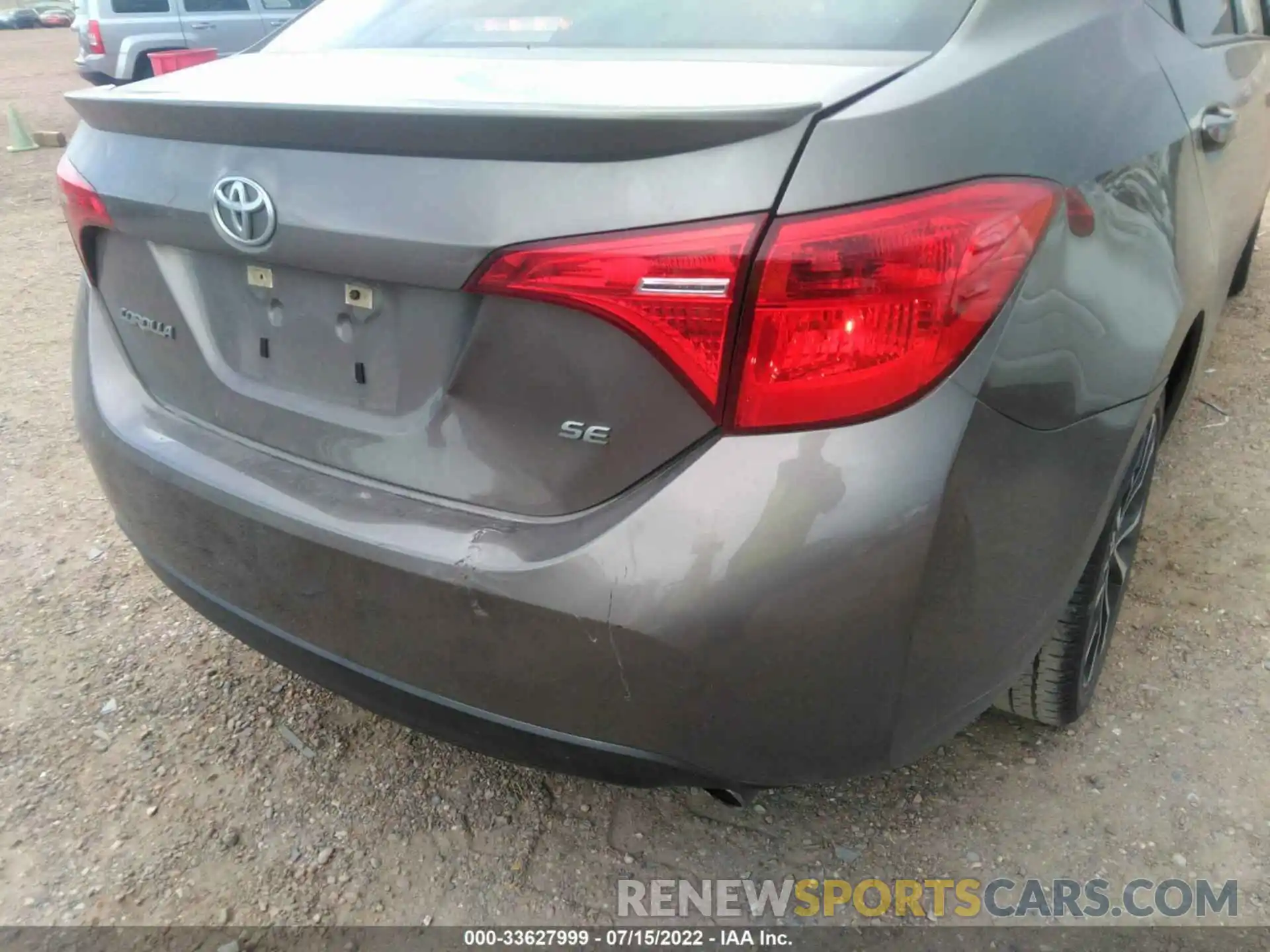 6 Photograph of a damaged car 5YFBURHE3KP863966 TOYOTA COROLLA 2019