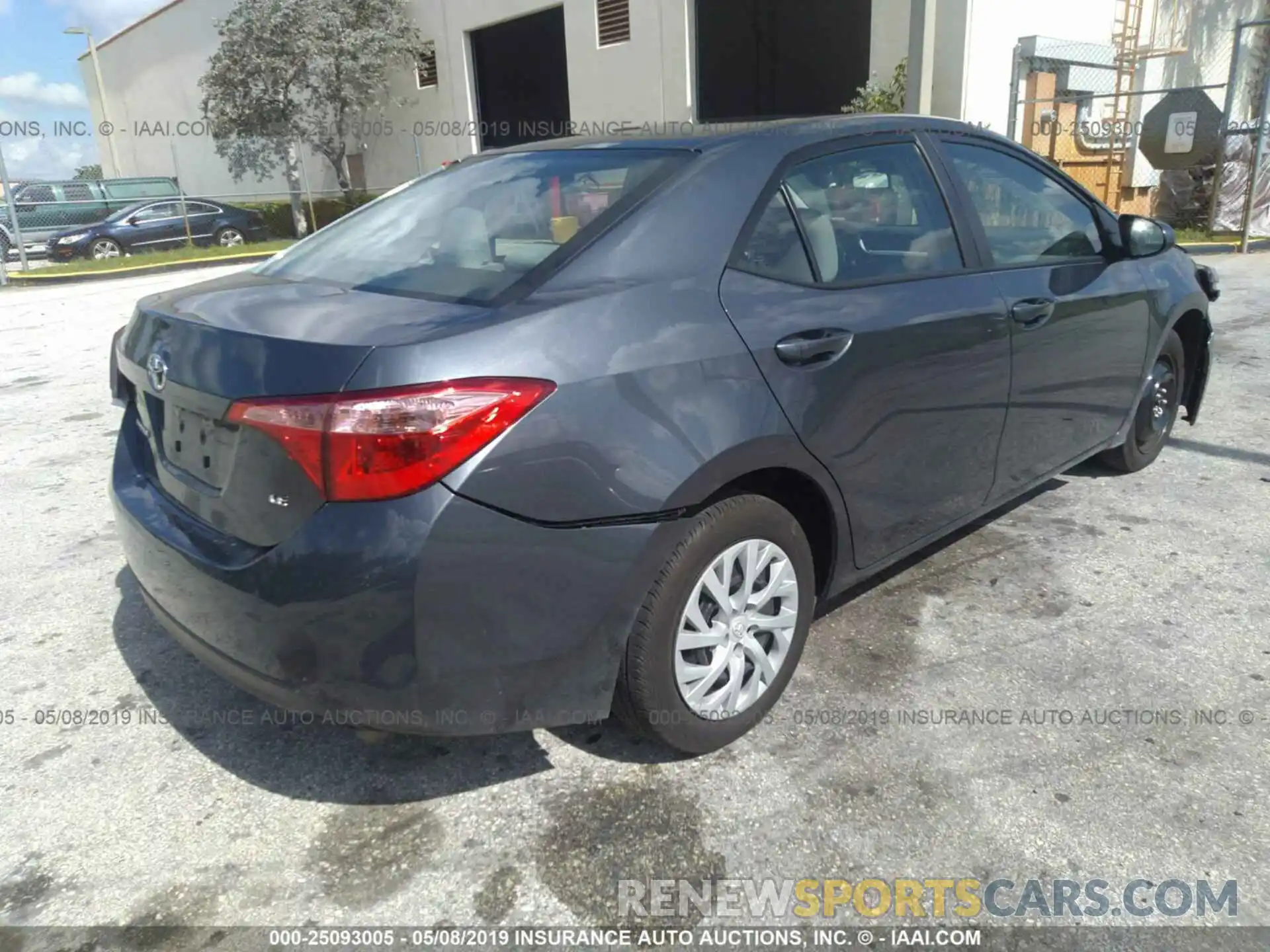 4 Photograph of a damaged car 5YFBURHE3KP864034 TOYOTA COROLLA 2019