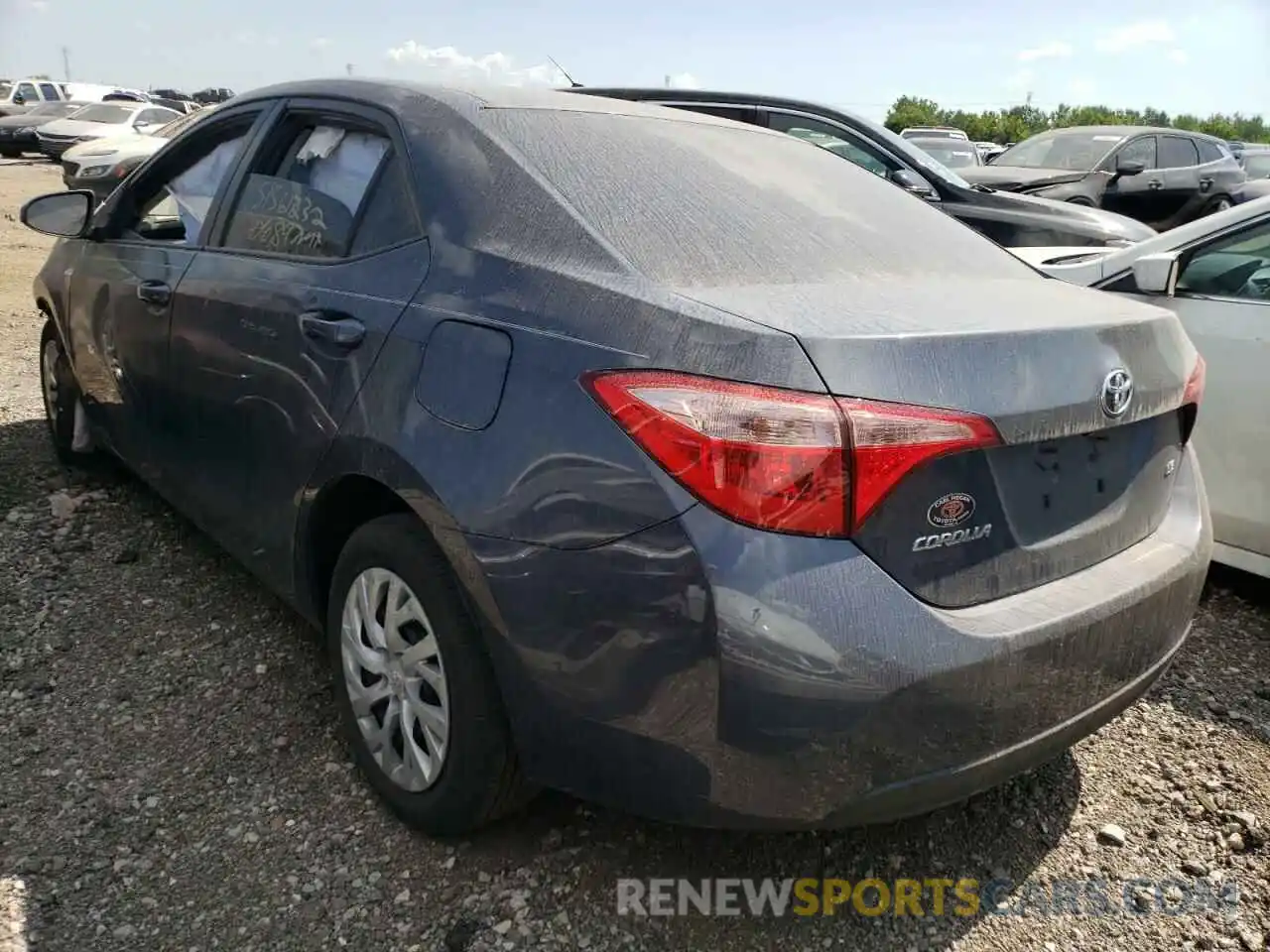 3 Photograph of a damaged car 5YFBURHE3KP864826 TOYOTA COROLLA 2019