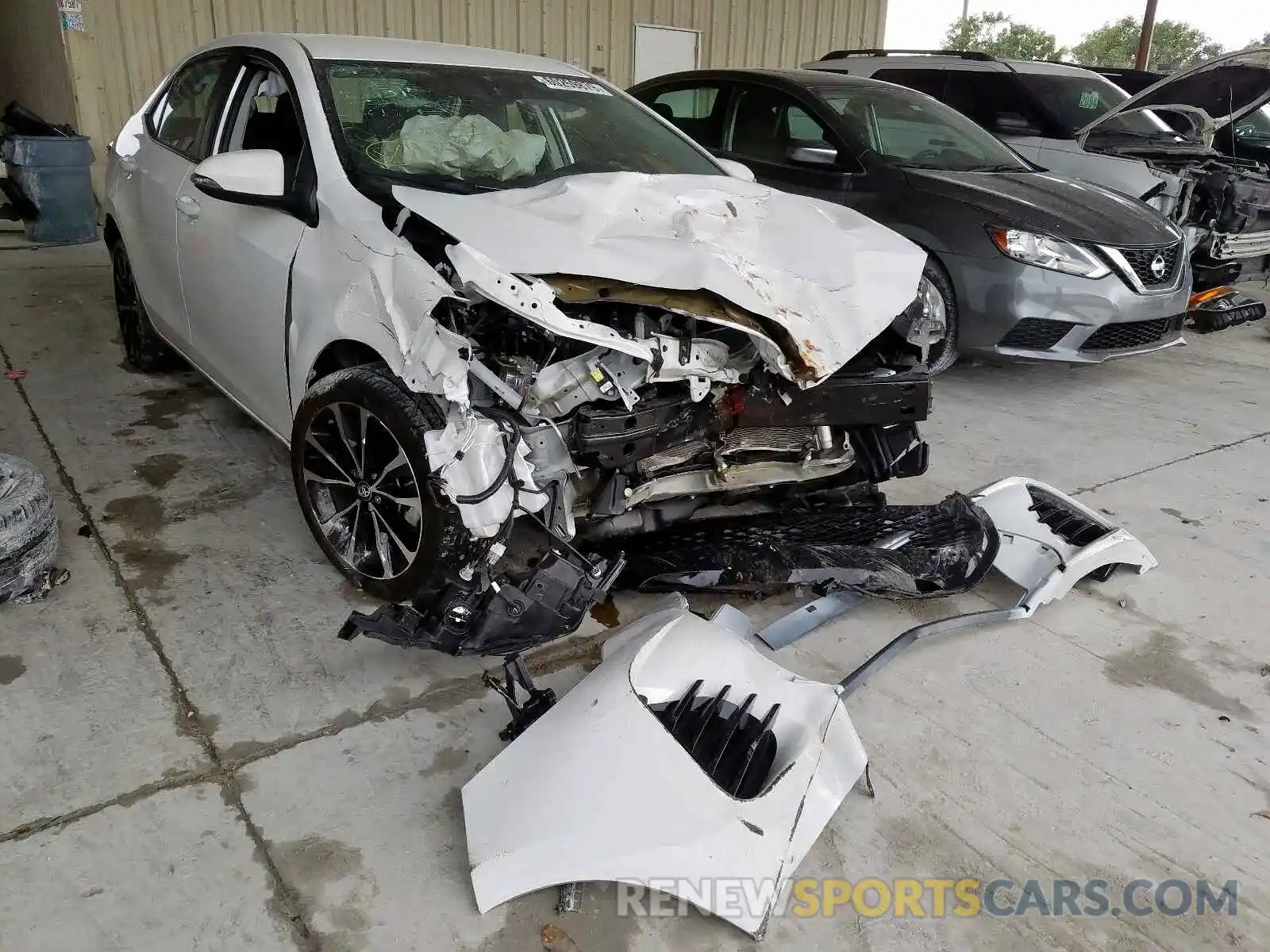 1 Photograph of a damaged car 5YFBURHE3KP864972 TOYOTA COROLLA 2019