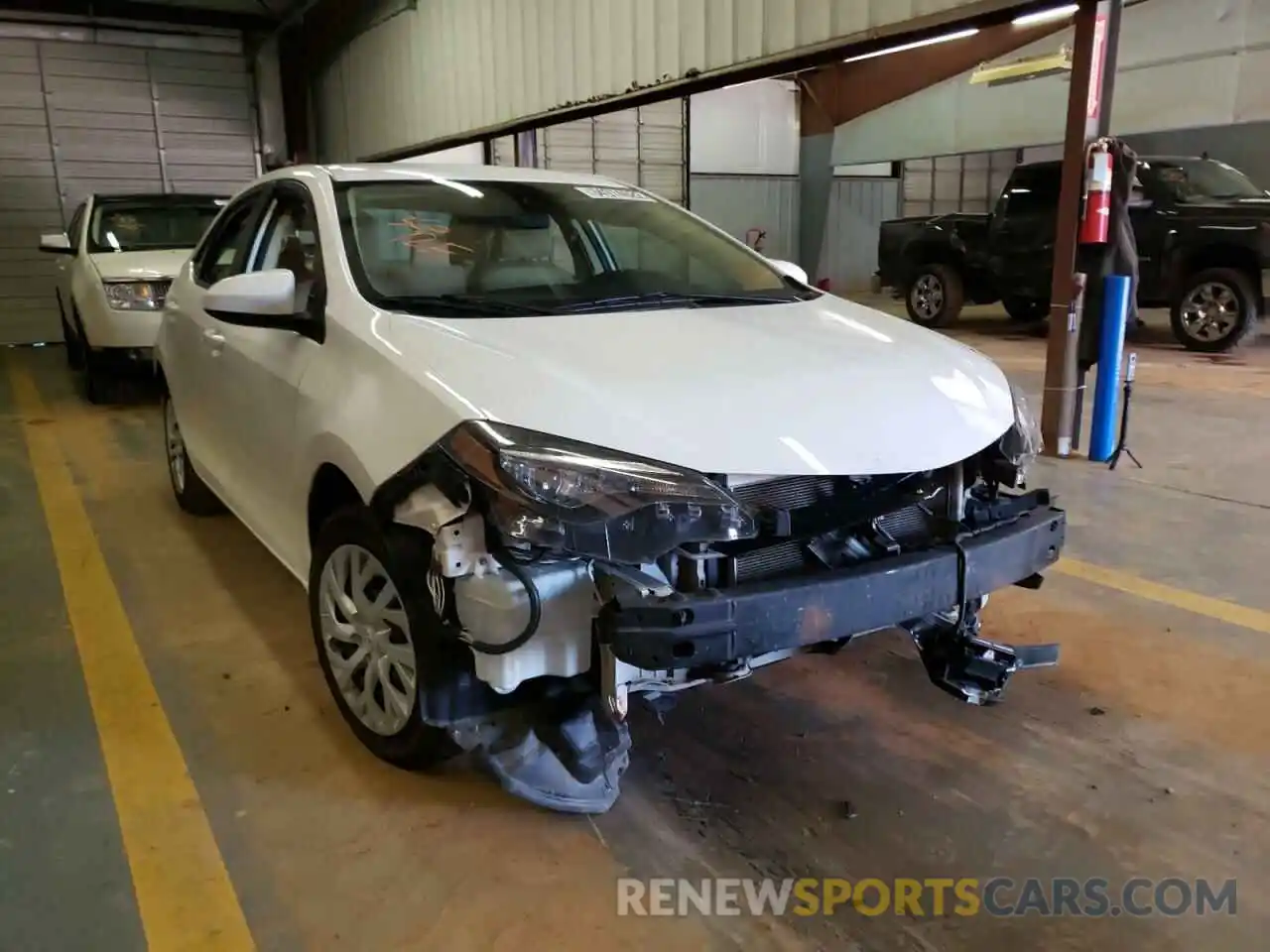 1 Photograph of a damaged car 5YFBURHE3KP865393 TOYOTA COROLLA 2019