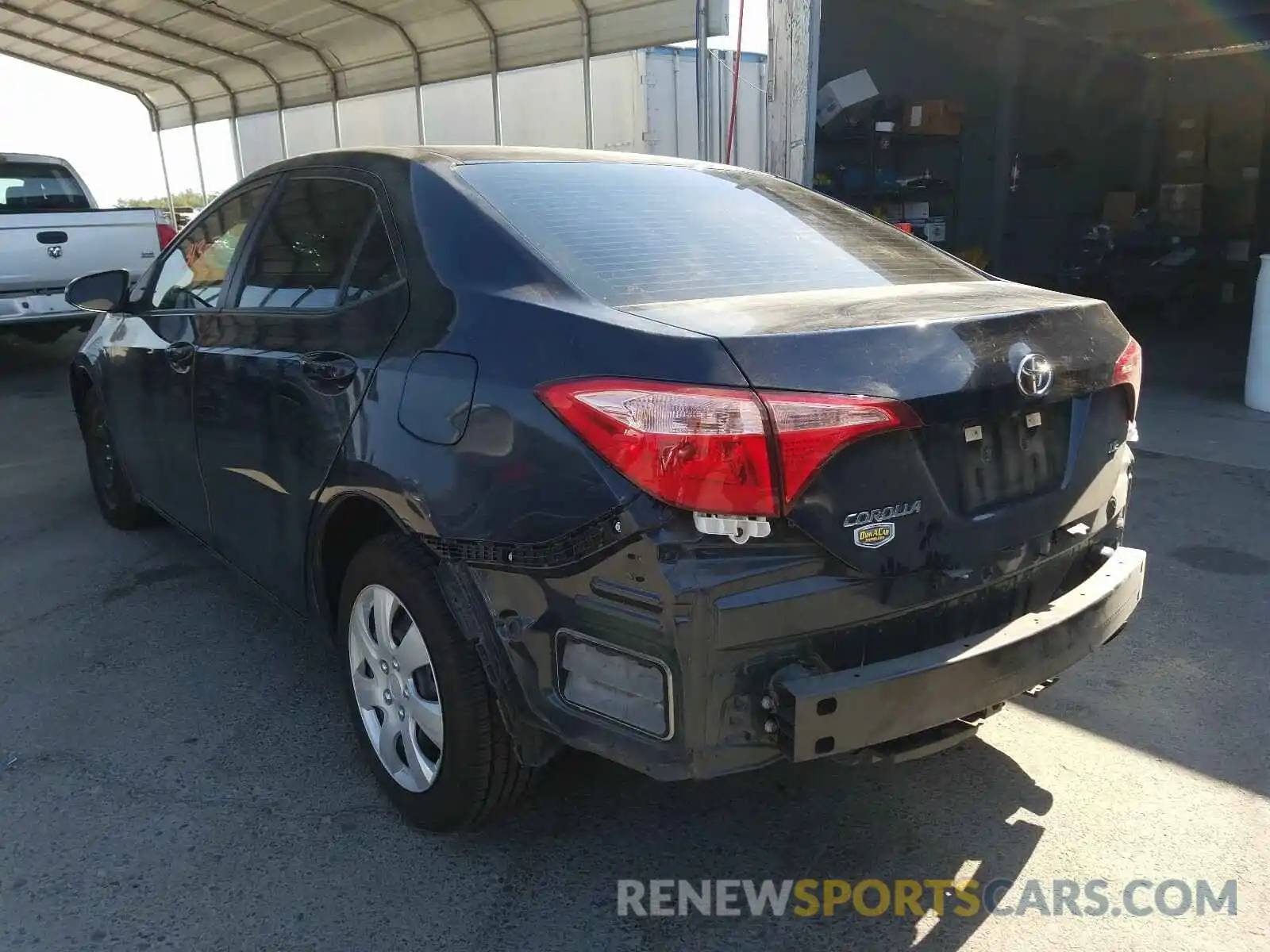 3 Photograph of a damaged car 5YFBURHE3KP866656 TOYOTA COROLLA 2019