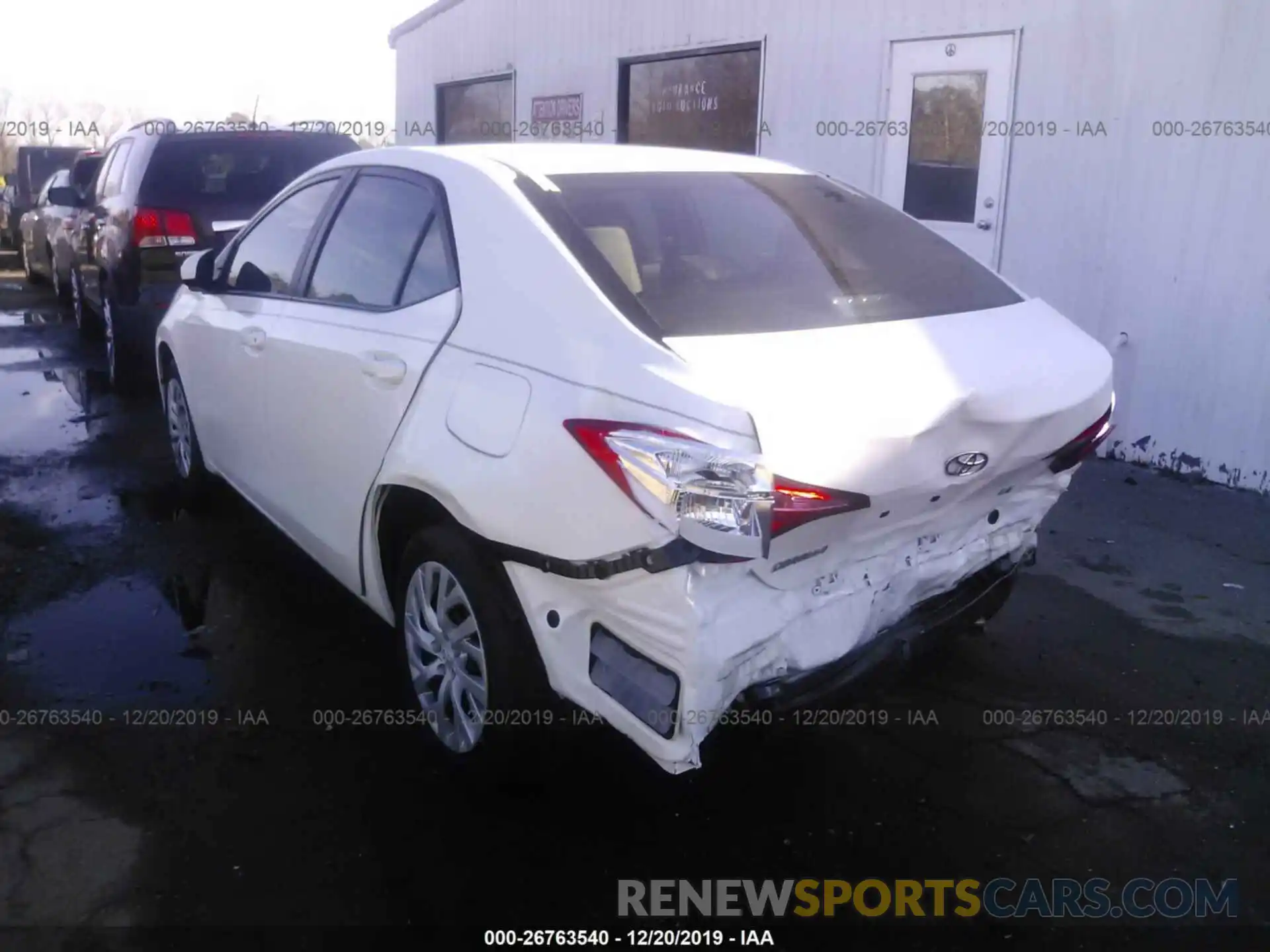 3 Photograph of a damaged car 5YFBURHE3KP866902 TOYOTA COROLLA 2019