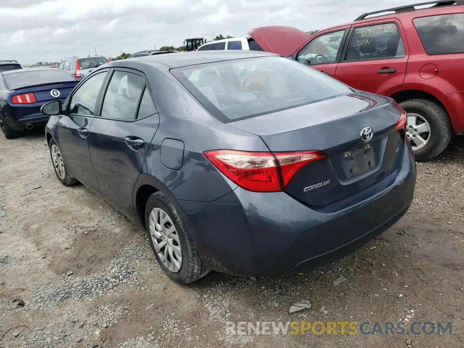 3 Photograph of a damaged car 5YFBURHE3KP867192 TOYOTA COROLLA 2019