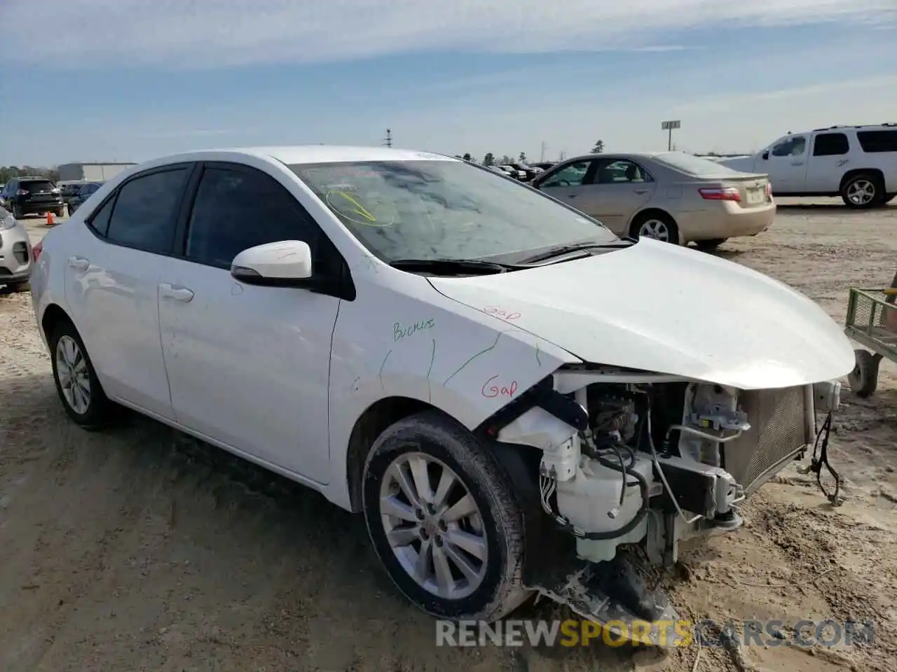 1 Photograph of a damaged car 5YFBURHE3KP868228 TOYOTA COROLLA 2019