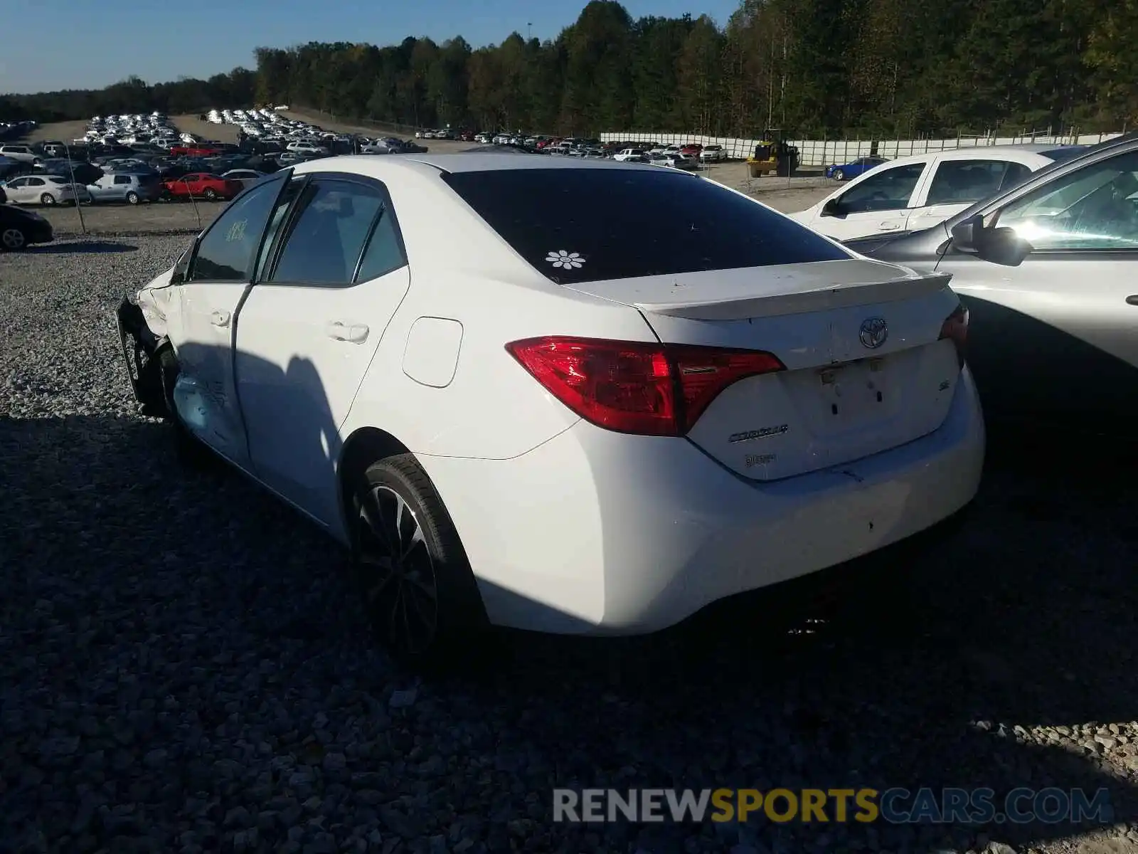 3 Photograph of a damaged car 5YFBURHE3KP870061 TOYOTA COROLLA 2019