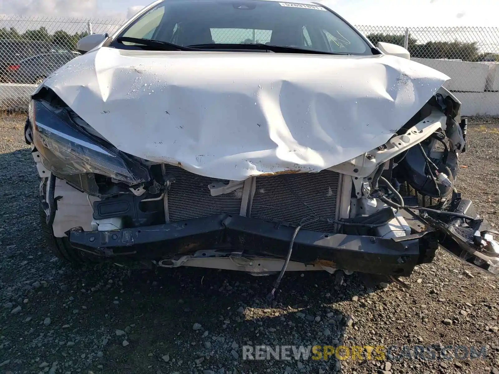 9 Photograph of a damaged car 5YFBURHE3KP870500 TOYOTA COROLLA 2019