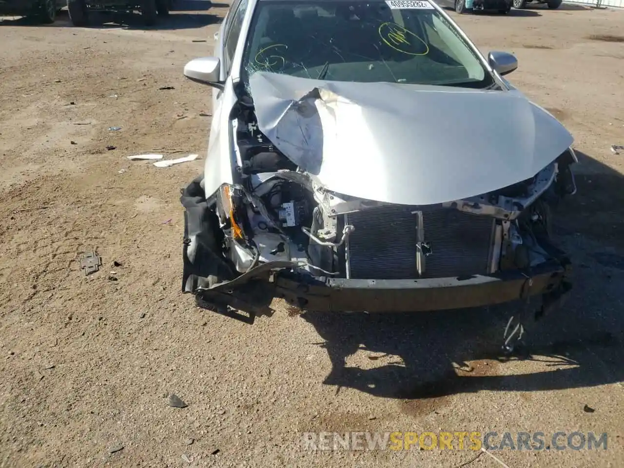 9 Photograph of a damaged car 5YFBURHE3KP871176 TOYOTA COROLLA 2019