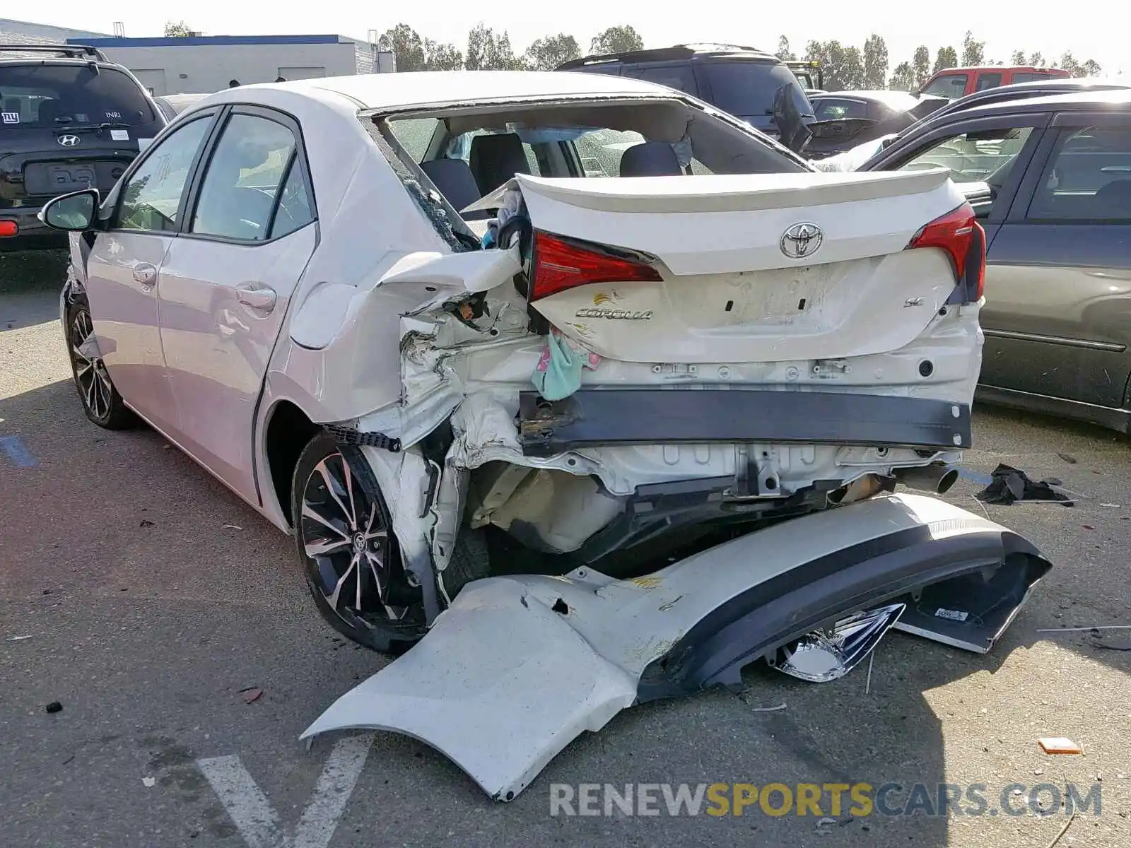 3 Photograph of a damaged car 5YFBURHE3KP871758 TOYOTA COROLLA 2019