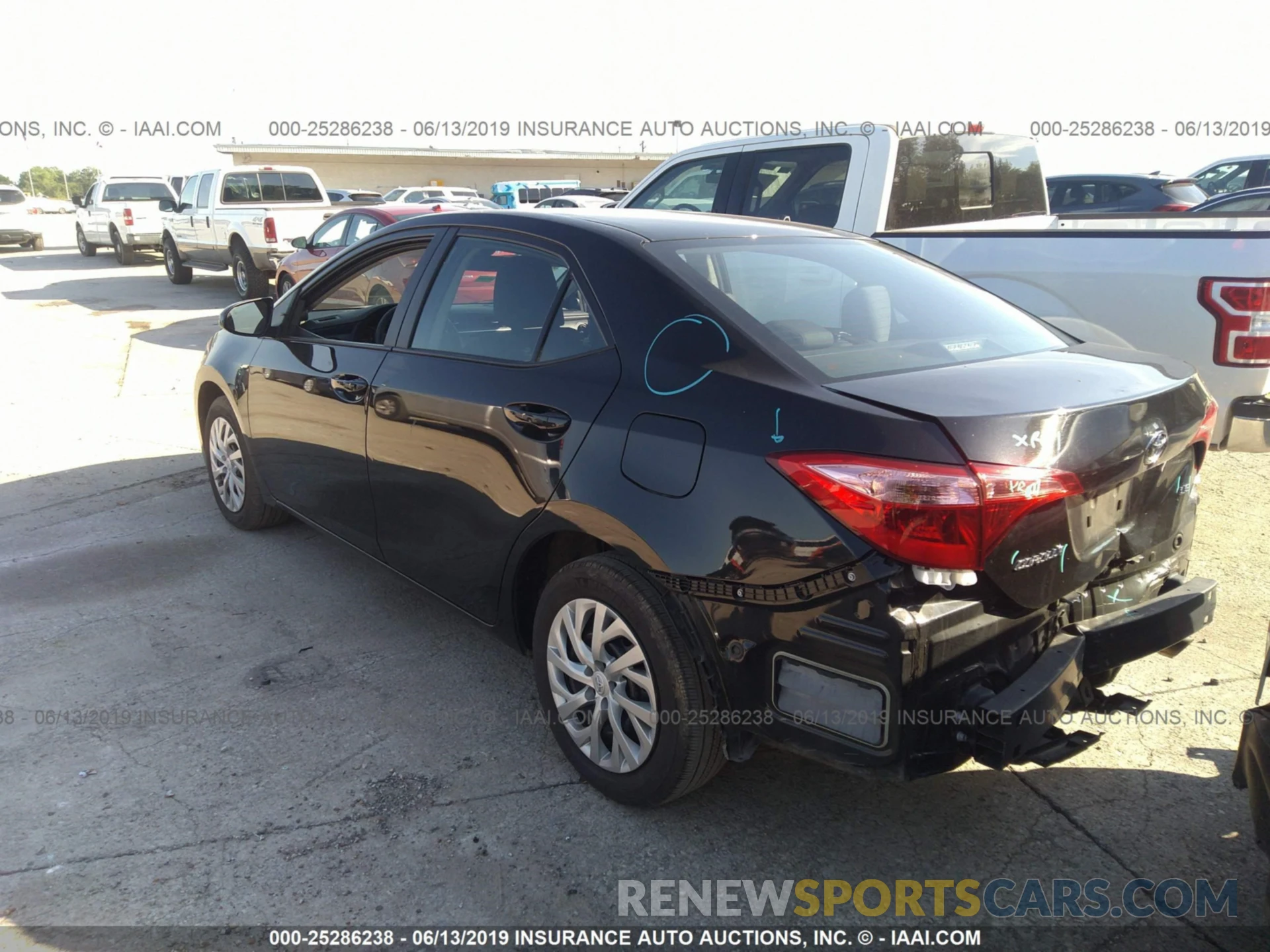 3 Photograph of a damaged car 5YFBURHE3KP872330 TOYOTA COROLLA 2019