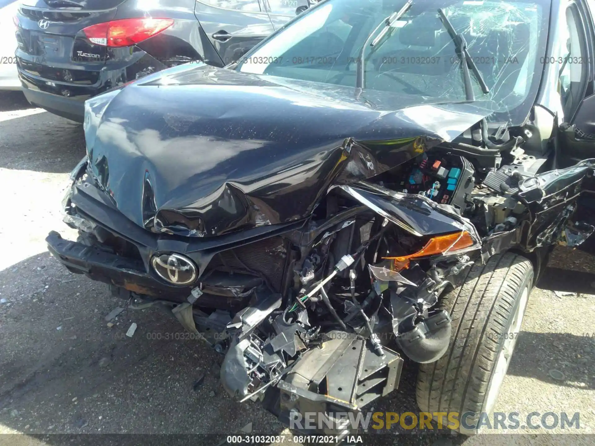 6 Photograph of a damaged car 5YFBURHE3KP872540 TOYOTA COROLLA 2019