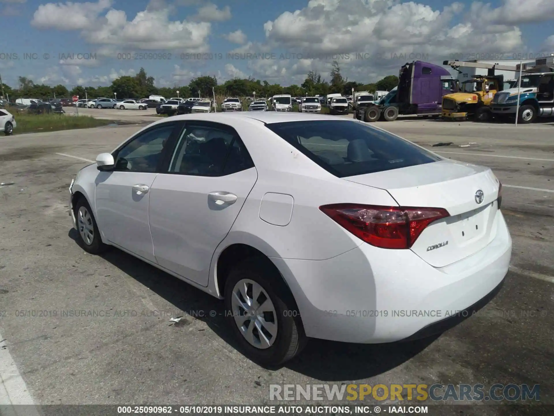 3 Photograph of a damaged car 5YFBURHE3KP872599 TOYOTA COROLLA 2019