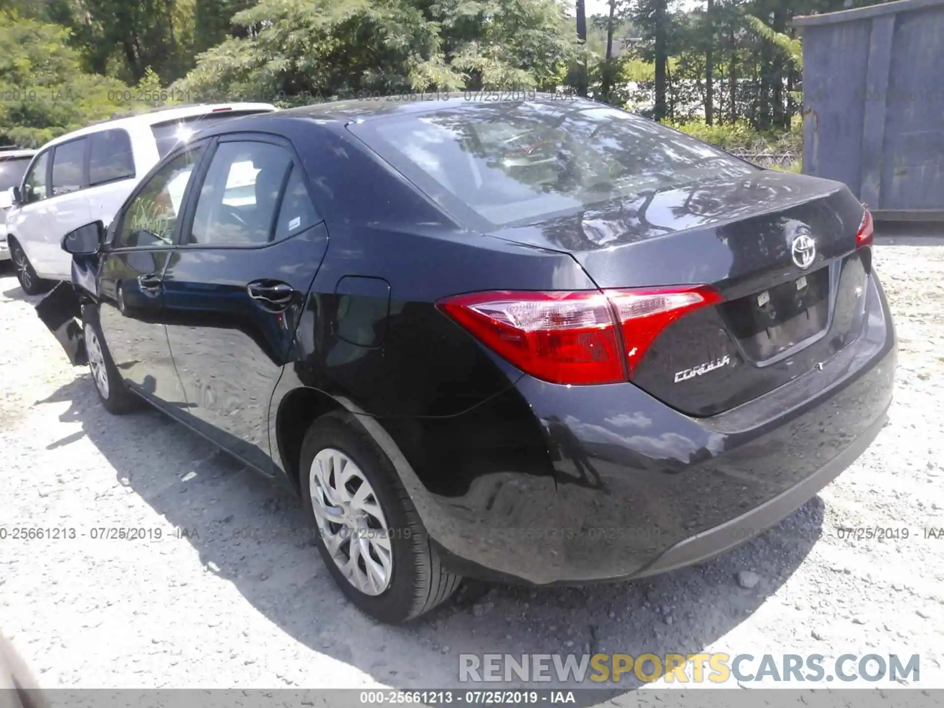 3 Photograph of a damaged car 5YFBURHE3KP872604 TOYOTA COROLLA 2019