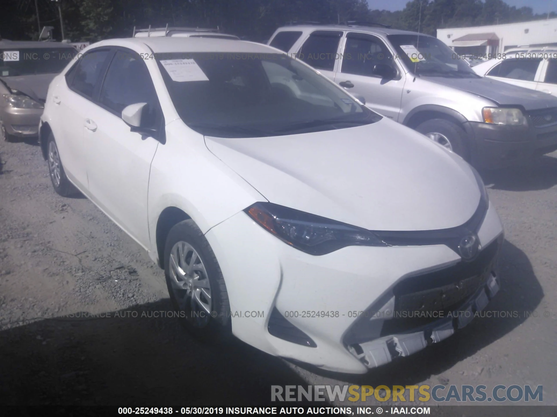 1 Photograph of a damaged car 5YFBURHE3KP872912 TOYOTA COROLLA 2019