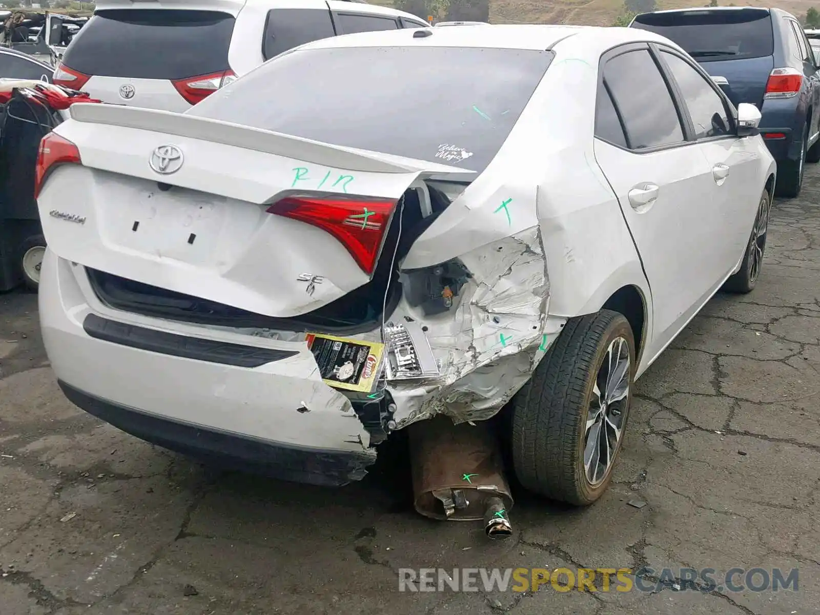 4 Photograph of a damaged car 5YFBURHE3KP873722 TOYOTA COROLLA 2019