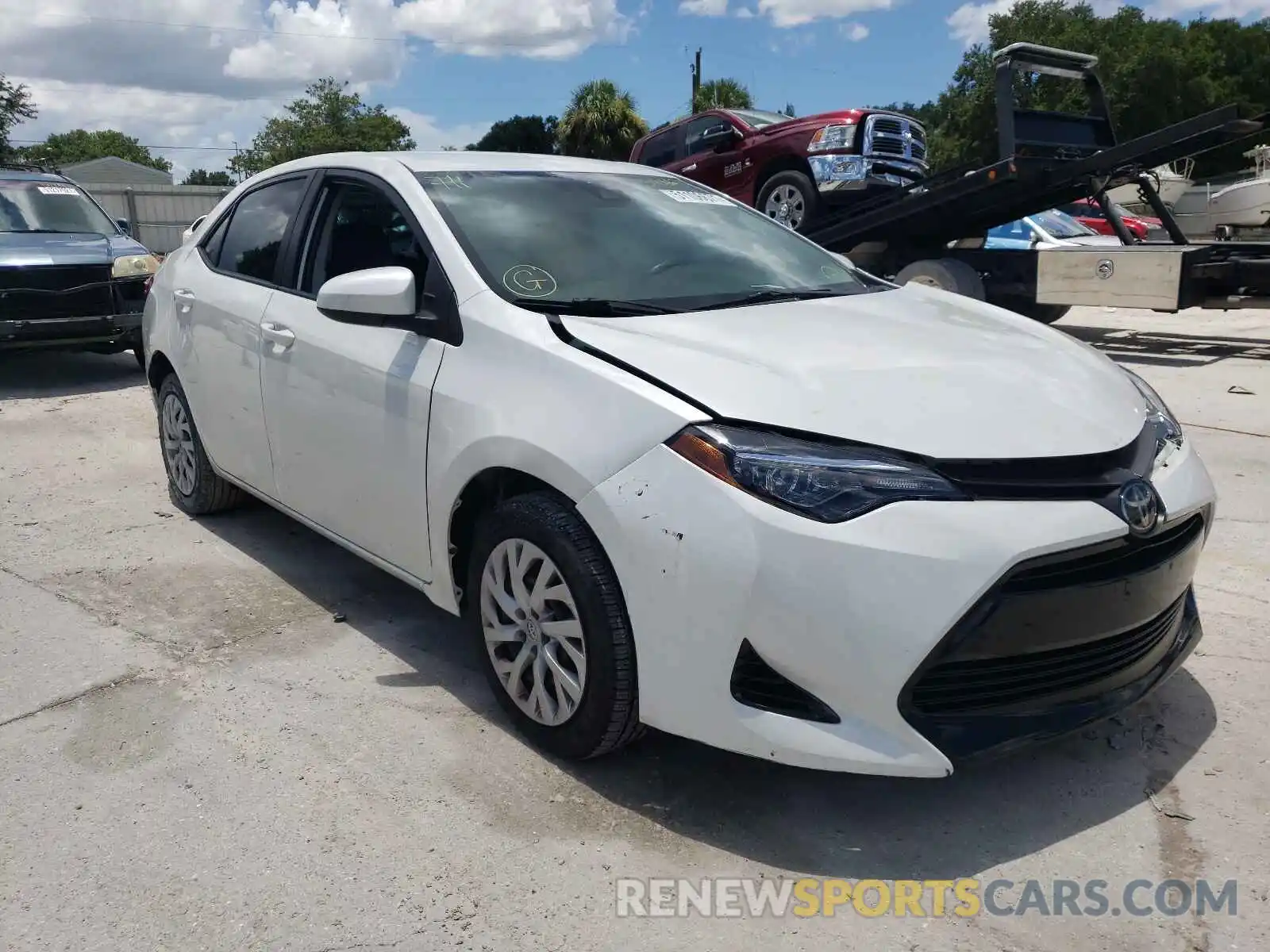 1 Photograph of a damaged car 5YFBURHE3KP873932 TOYOTA COROLLA 2019