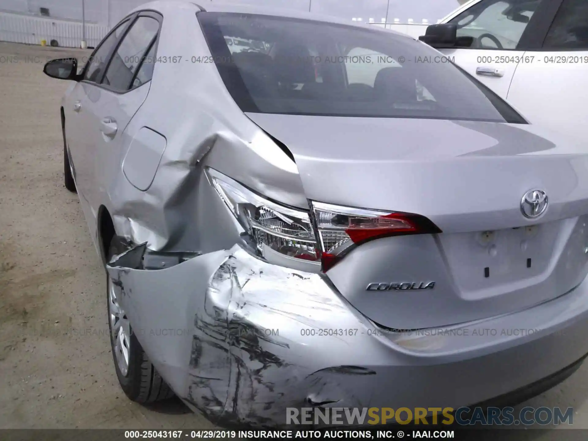 6 Photograph of a damaged car 5YFBURHE3KP874708 TOYOTA COROLLA 2019