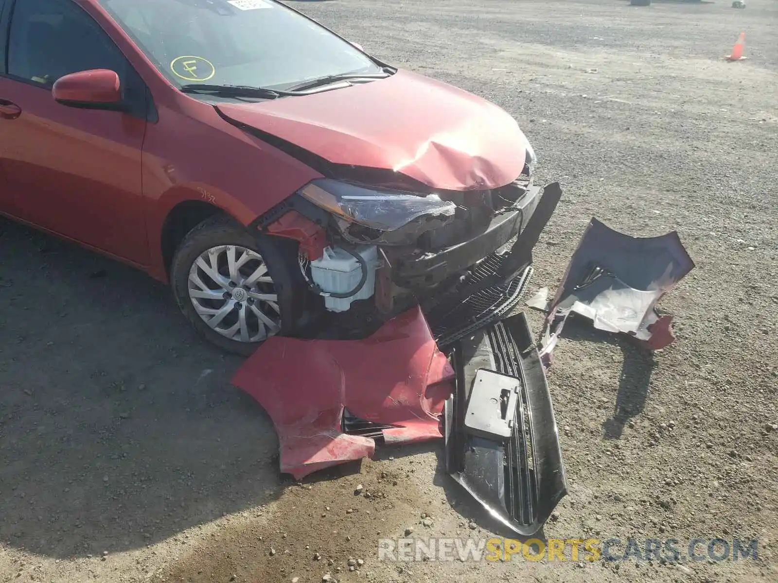 9 Photograph of a damaged car 5YFBURHE3KP874725 TOYOTA COROLLA 2019