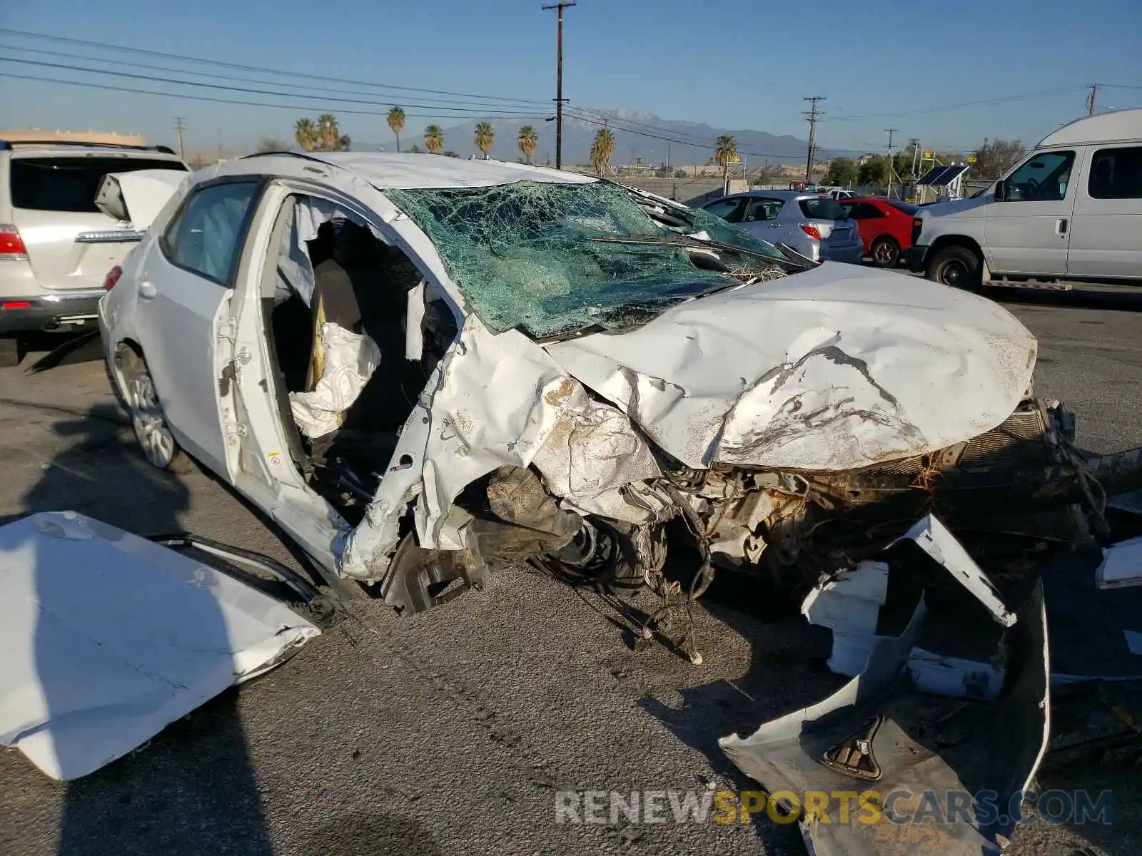 1 Photograph of a damaged car 5YFBURHE3KP875471 TOYOTA COROLLA 2019