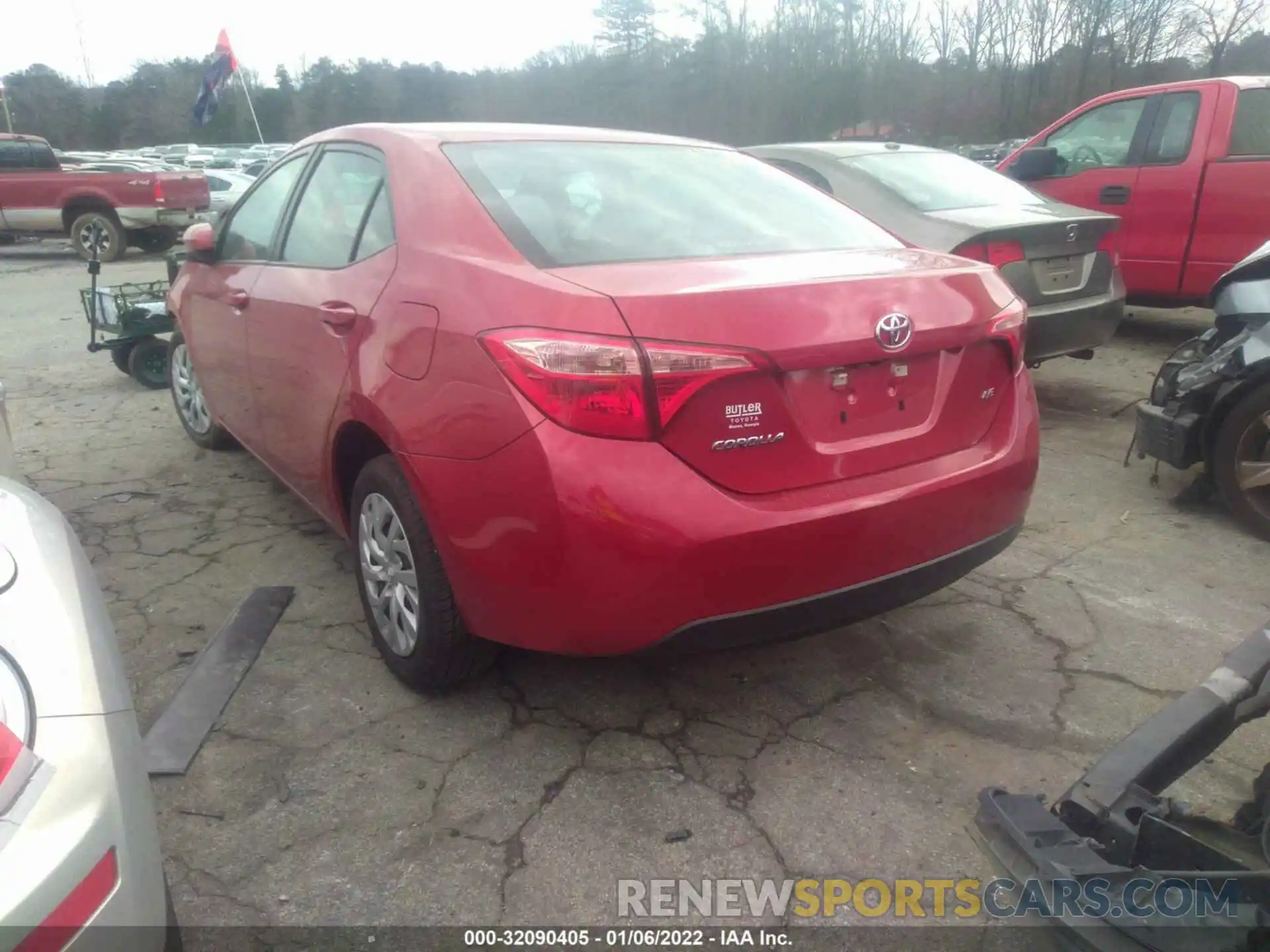 3 Photograph of a damaged car 5YFBURHE3KP875499 TOYOTA COROLLA 2019