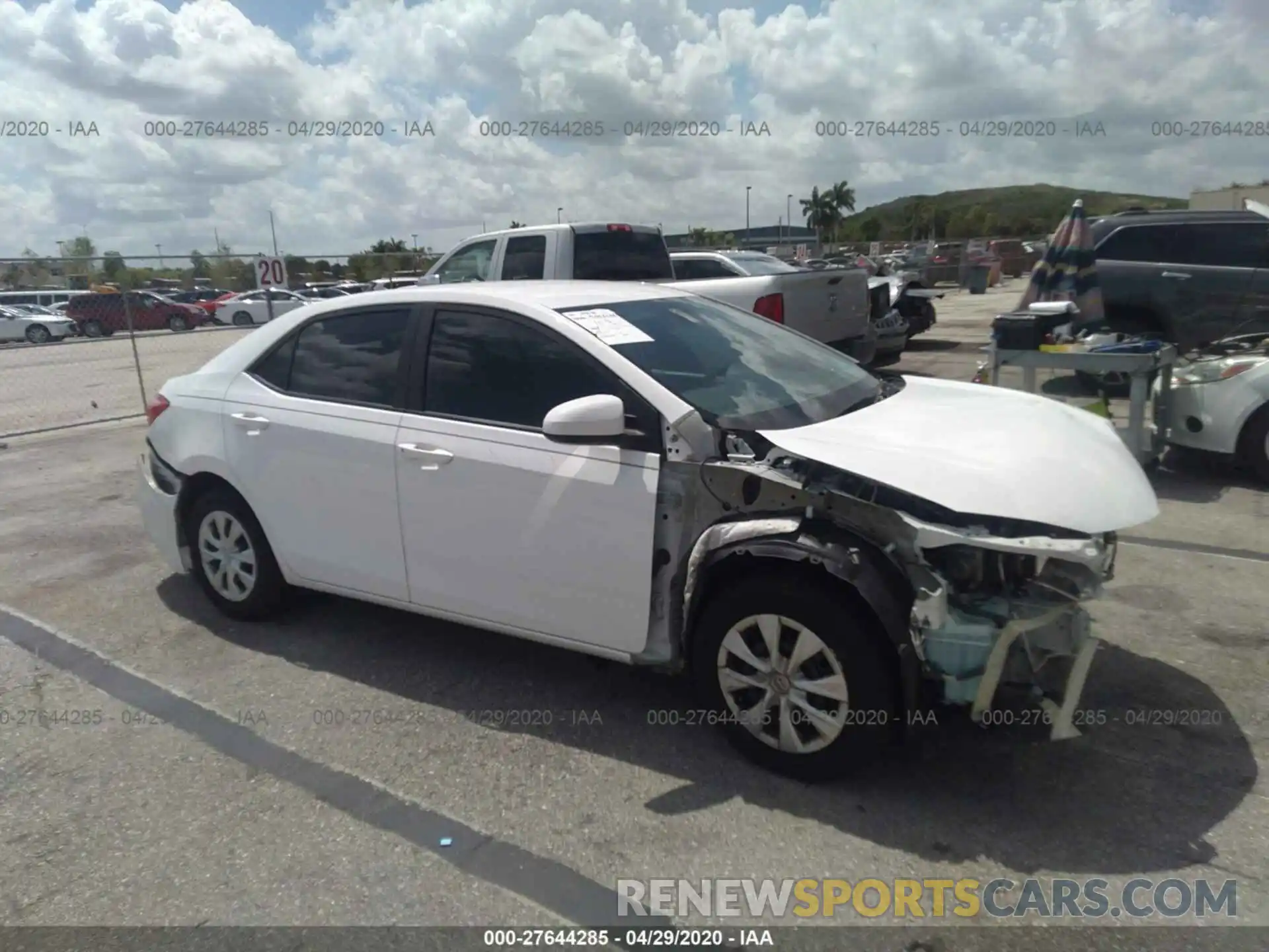 1 Photograph of a damaged car 5YFBURHE3KP875812 TOYOTA COROLLA 2019