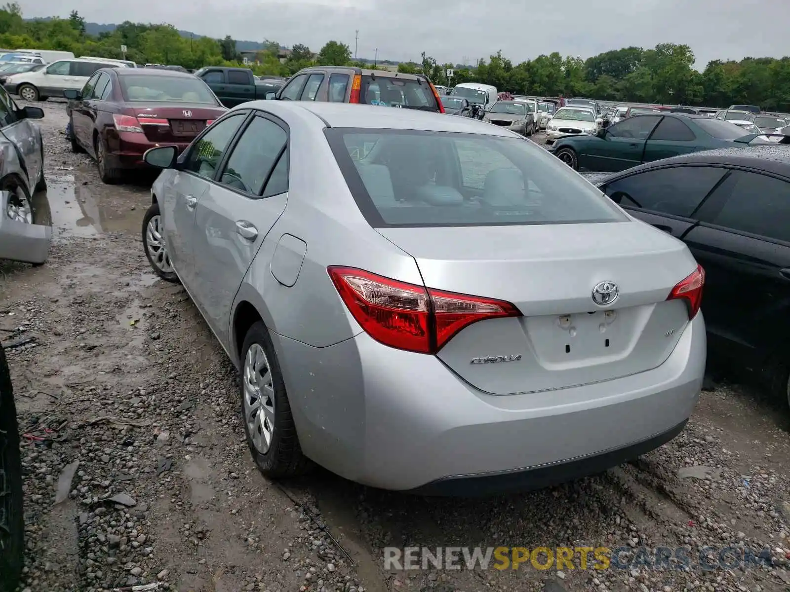 3 Photograph of a damaged car 5YFBURHE3KP875938 TOYOTA COROLLA 2019