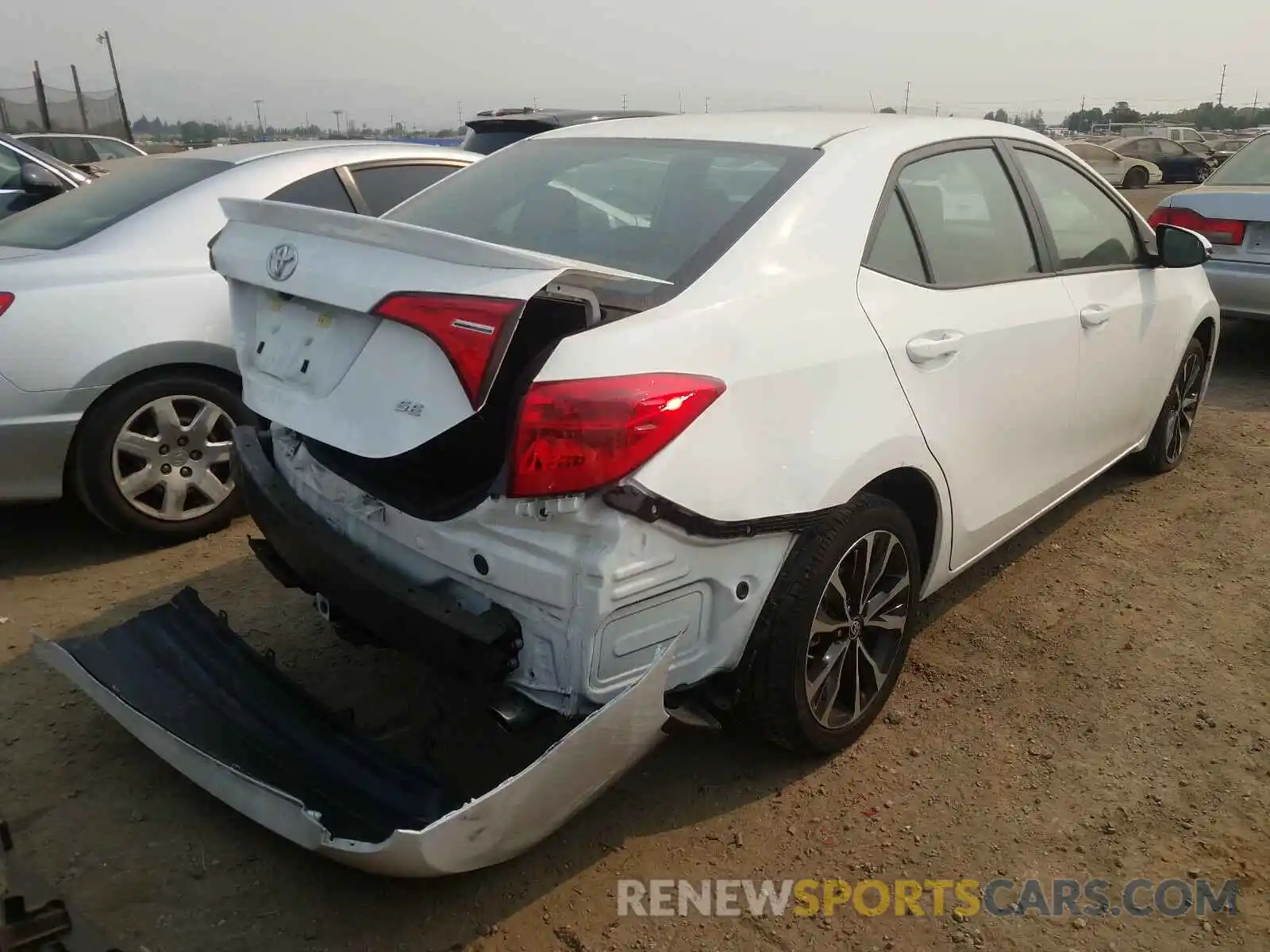 4 Photograph of a damaged car 5YFBURHE3KP876202 TOYOTA COROLLA 2019