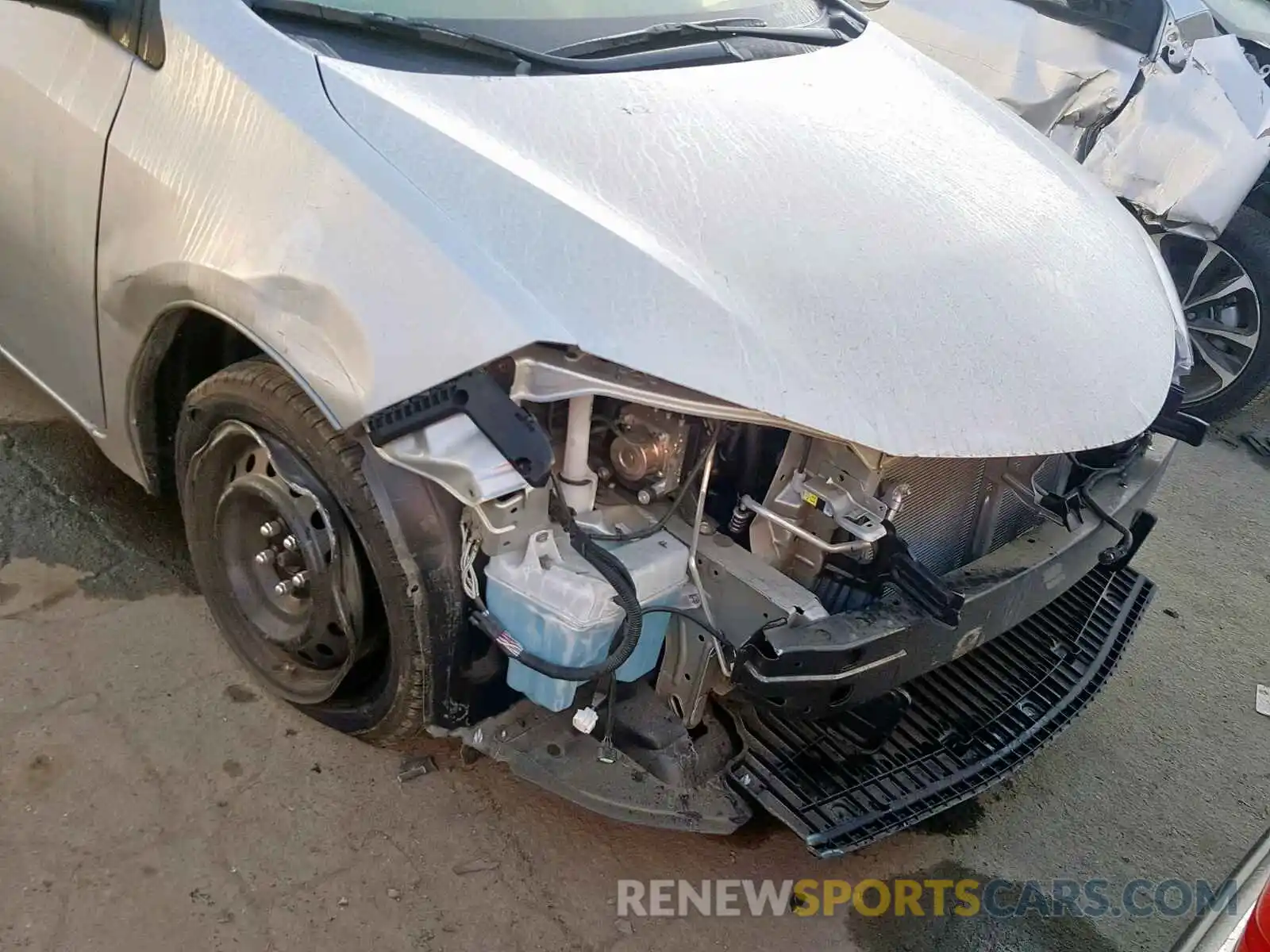 9 Photograph of a damaged car 5YFBURHE3KP876457 TOYOTA COROLLA 2019