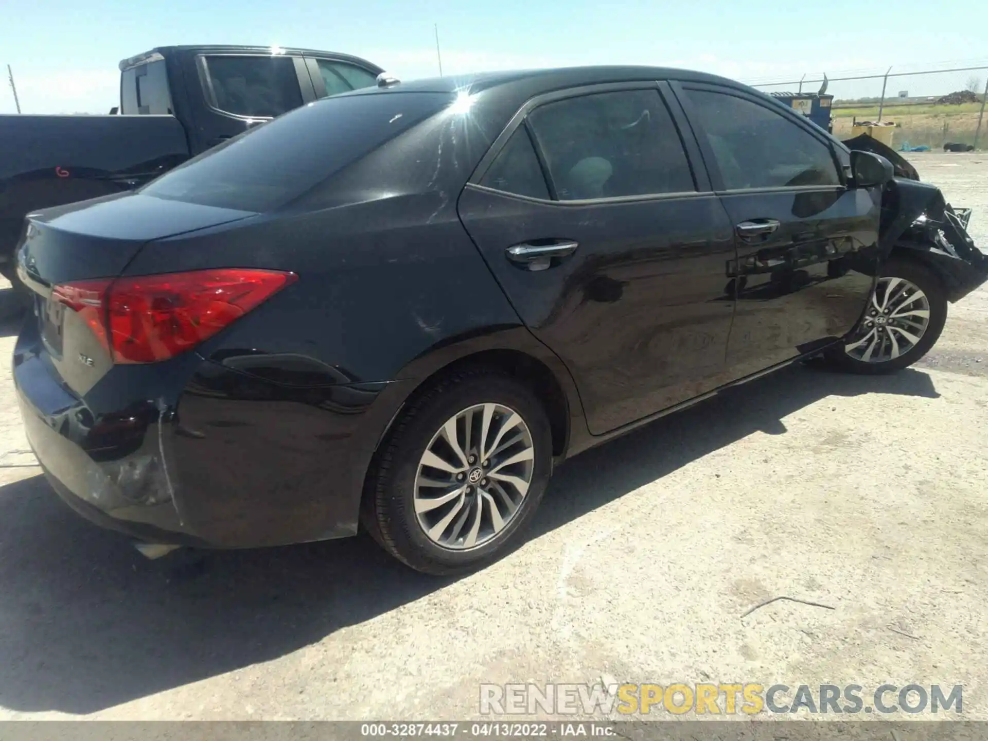 4 Photograph of a damaged car 5YFBURHE3KP876989 TOYOTA COROLLA 2019