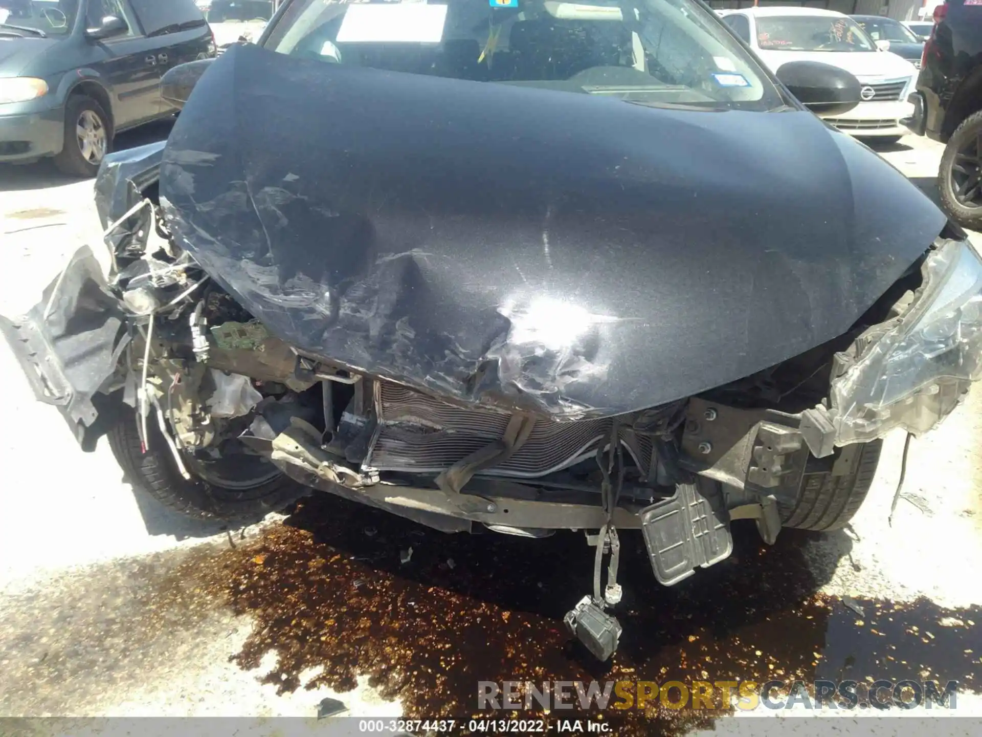 6 Photograph of a damaged car 5YFBURHE3KP876989 TOYOTA COROLLA 2019