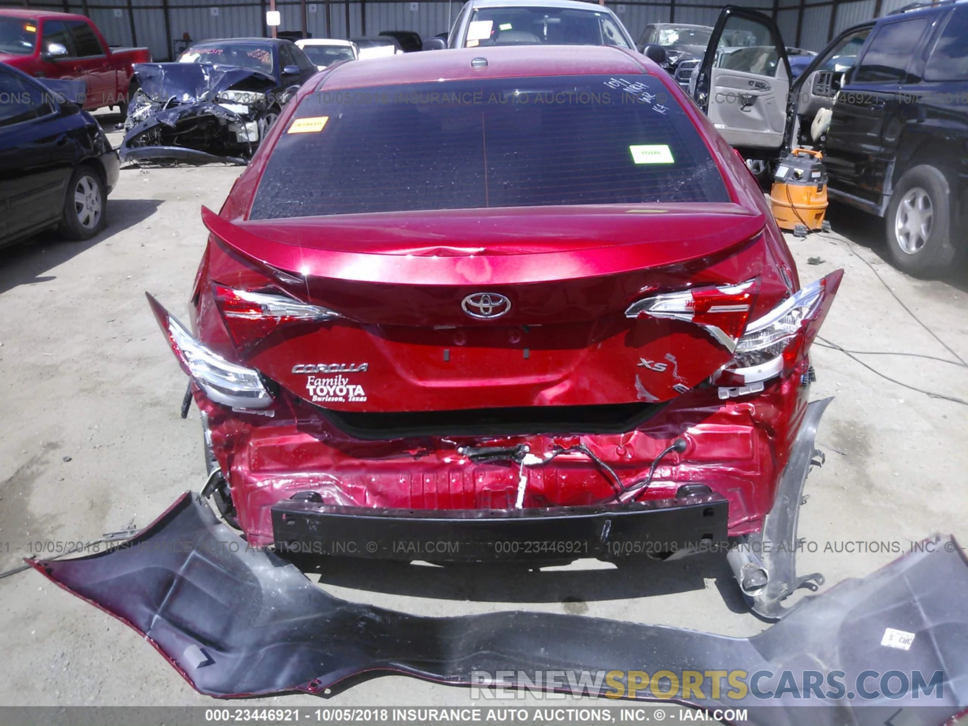 6 Photograph of a damaged car 5YFBURHE3KP877950 Toyota Corolla 2019