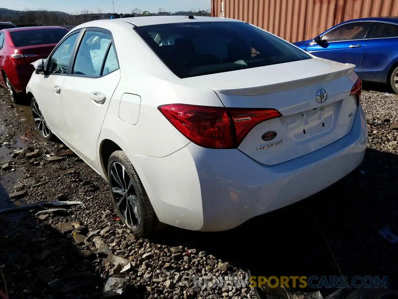 3 Photograph of a damaged car 5YFBURHE3KP878273 TOYOTA COROLLA 2019