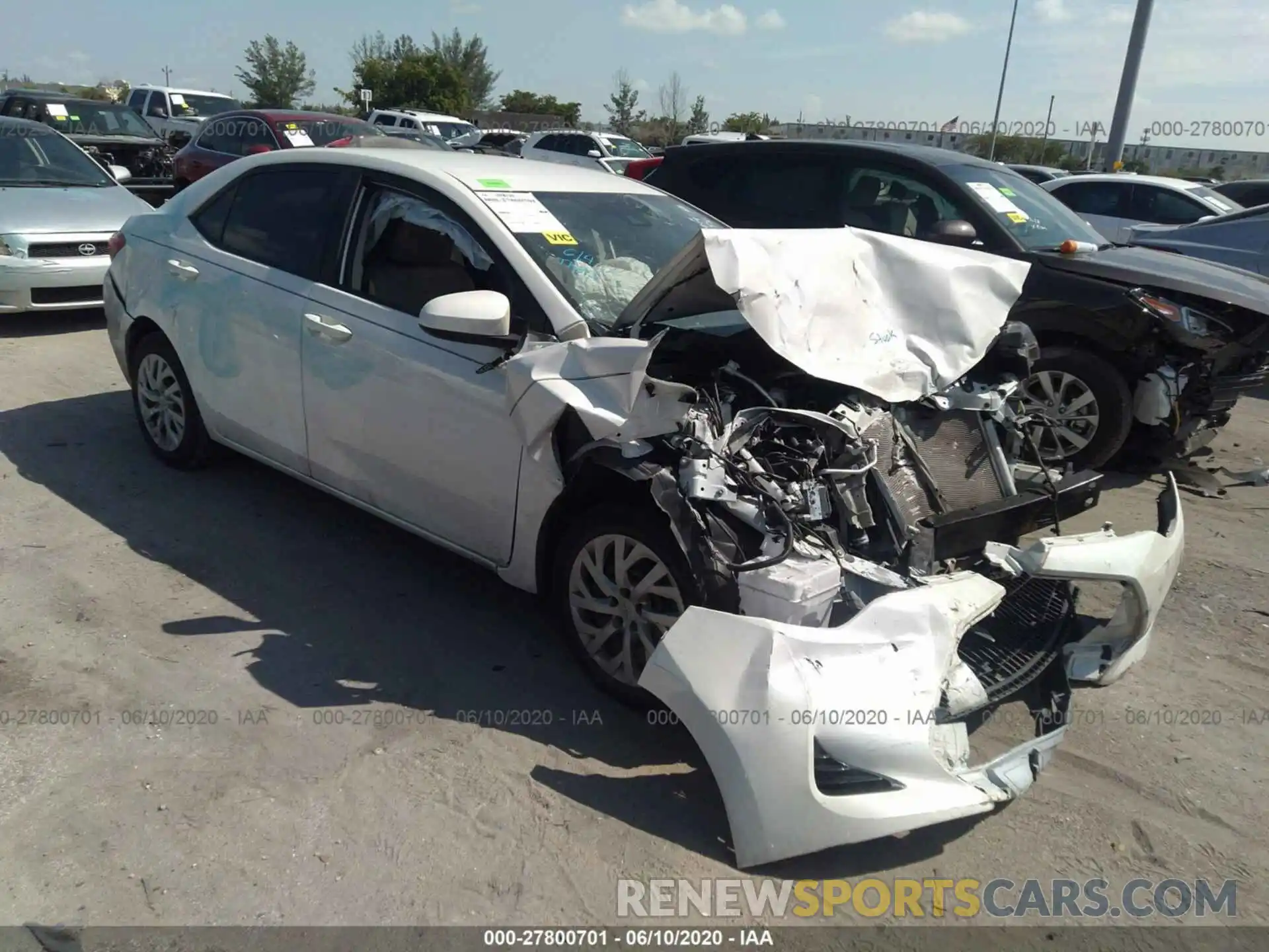 1 Photograph of a damaged car 5YFBURHE3KP879391 TOYOTA COROLLA 2019