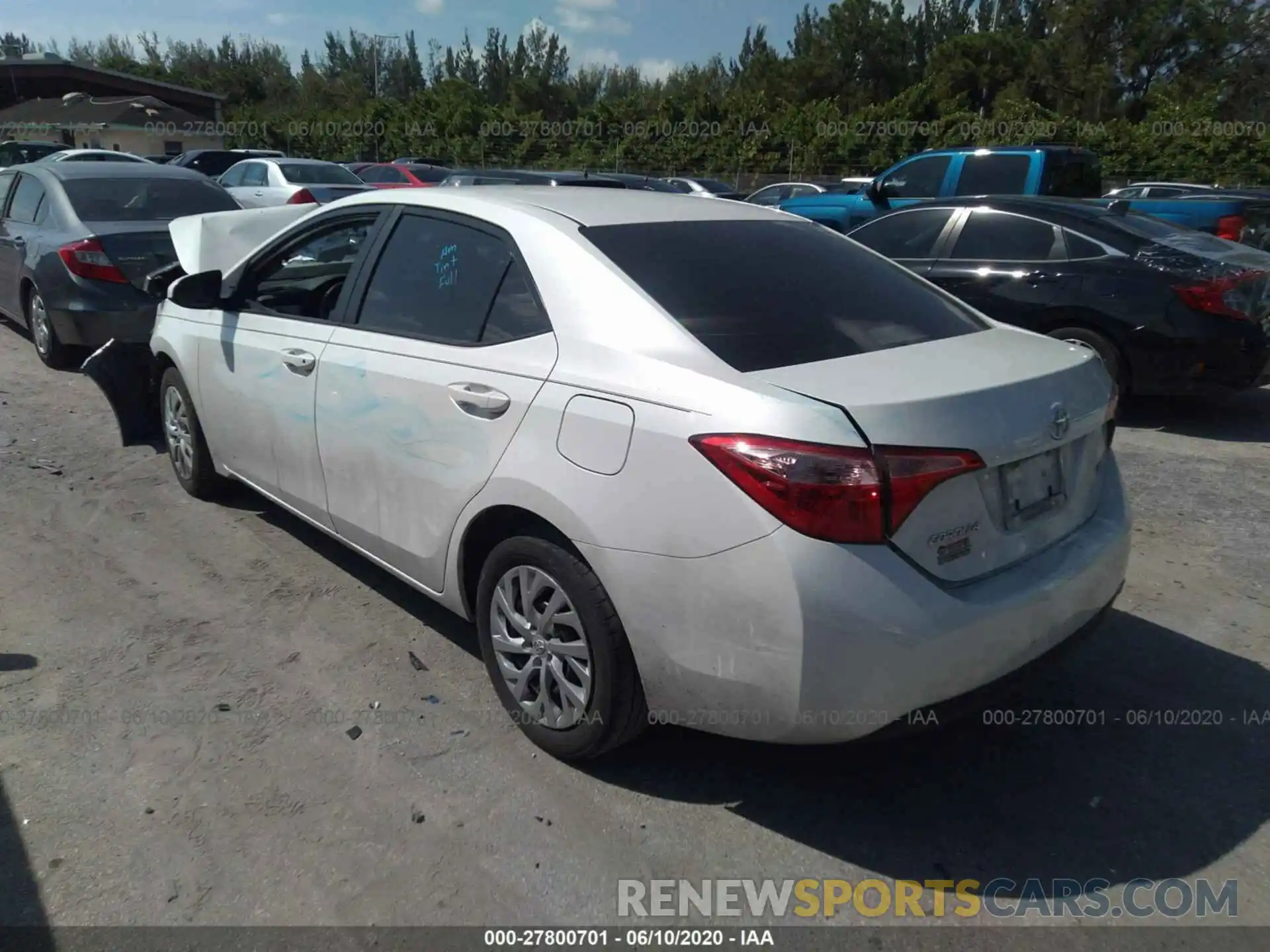 3 Photograph of a damaged car 5YFBURHE3KP879391 TOYOTA COROLLA 2019