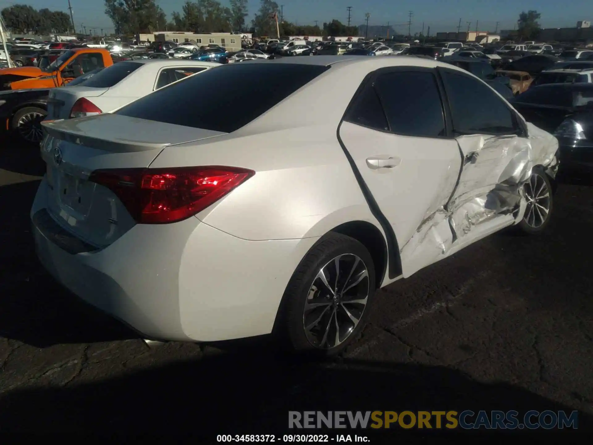 4 Photograph of a damaged car 5YFBURHE3KP880220 TOYOTA COROLLA 2019