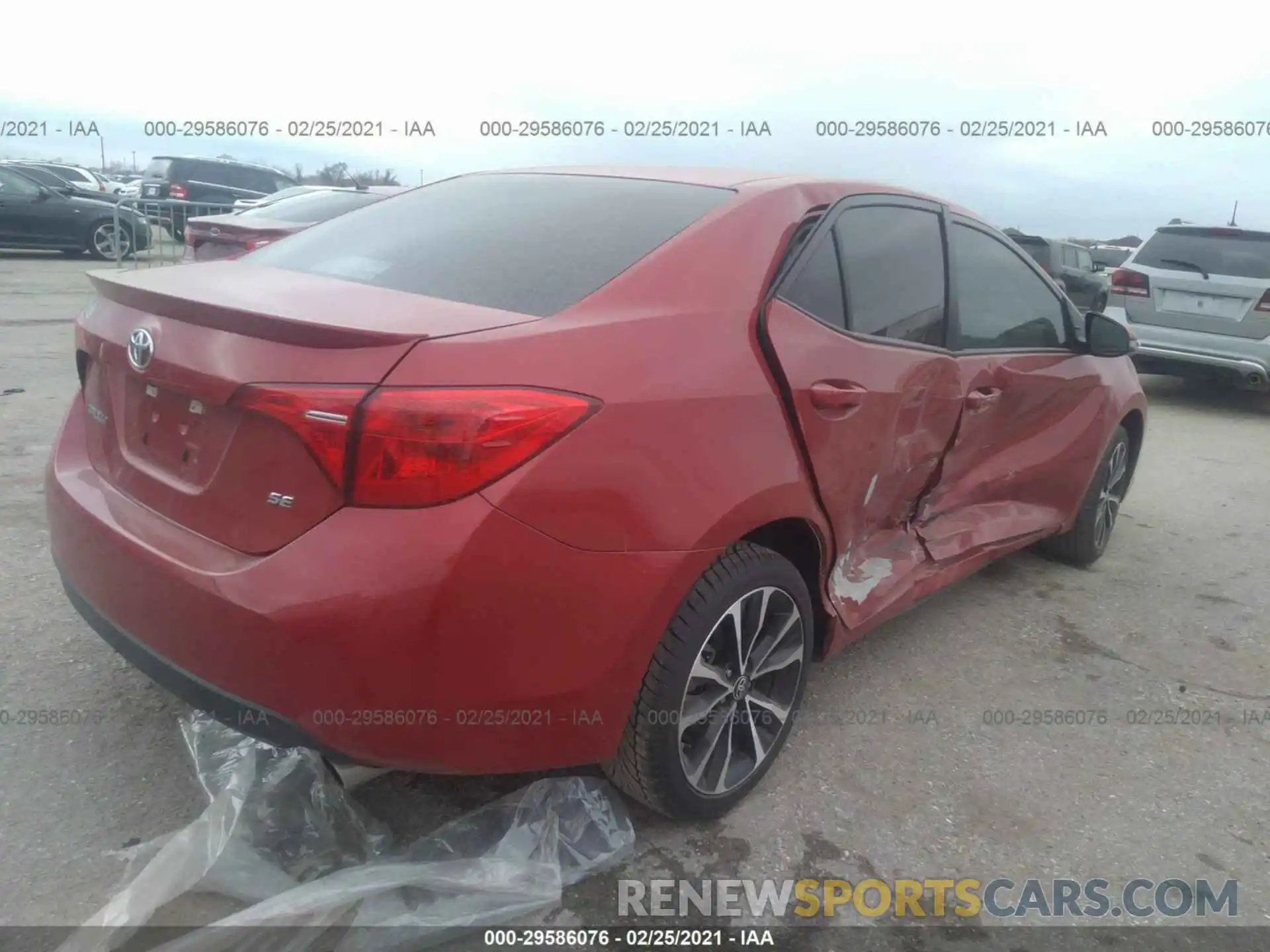 4 Photograph of a damaged car 5YFBURHE3KP880718 TOYOTA COROLLA 2019