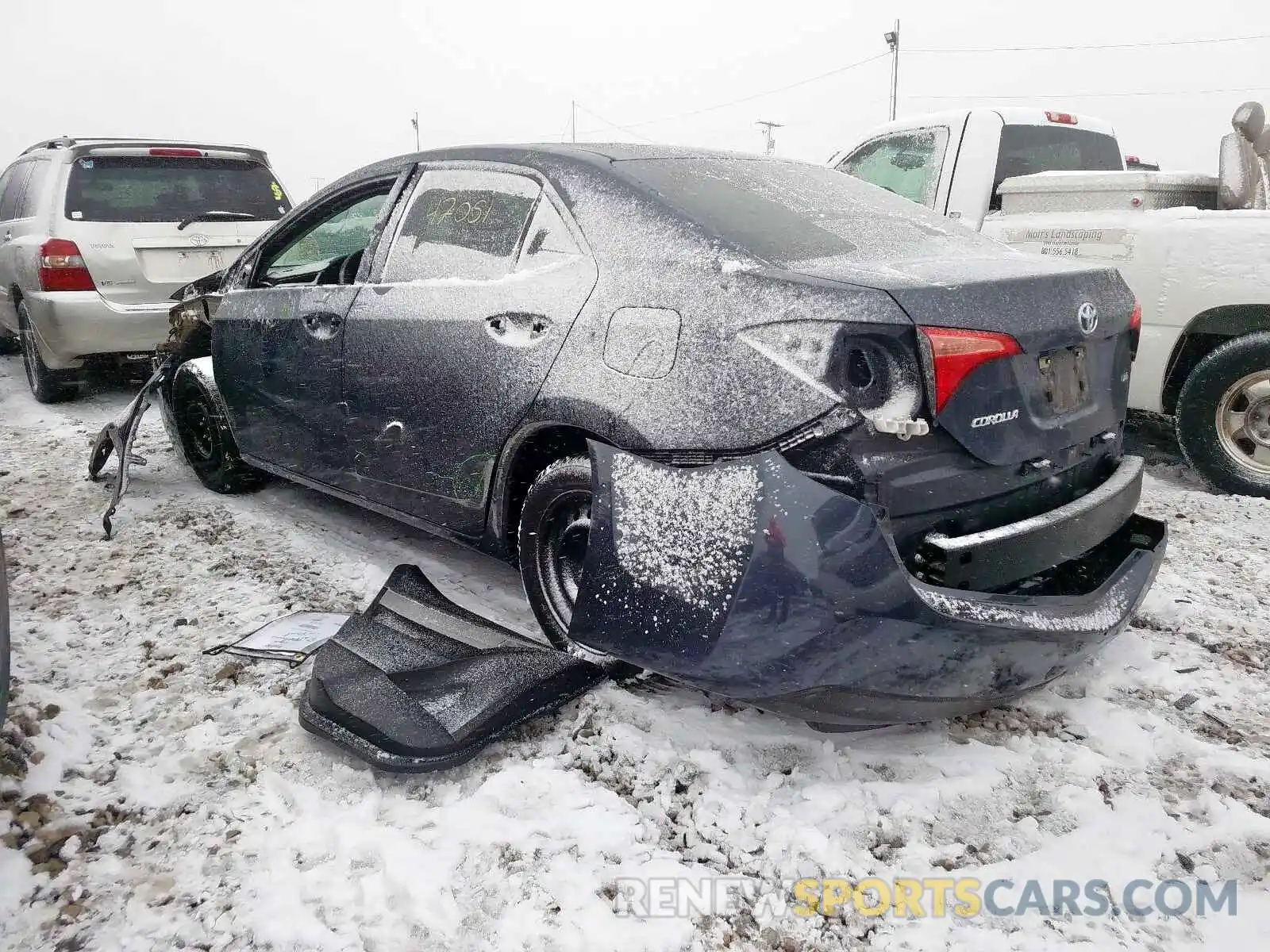 3 Photograph of a damaged car 5YFBURHE3KP882226 TOYOTA COROLLA 2019