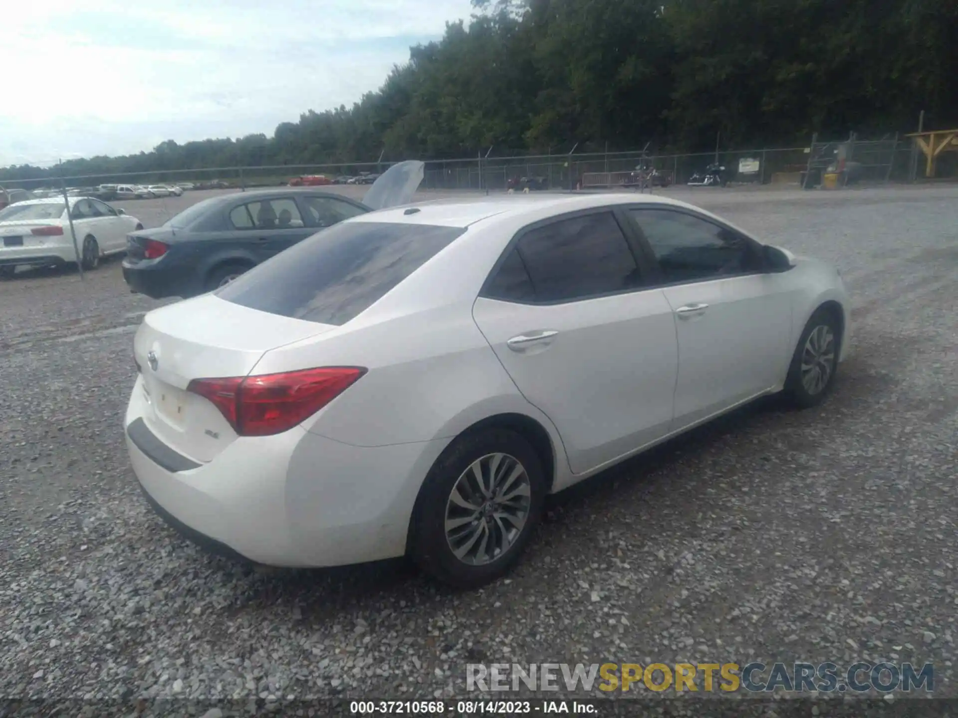 4 Photograph of a damaged car 5YFBURHE3KP882601 TOYOTA COROLLA 2019